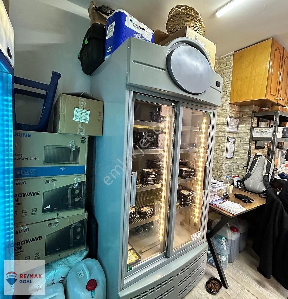 Merdivenköy, Halis Kurtça Kült.merk. Yatırımlık, Satılık Dükkan - Görsel 5