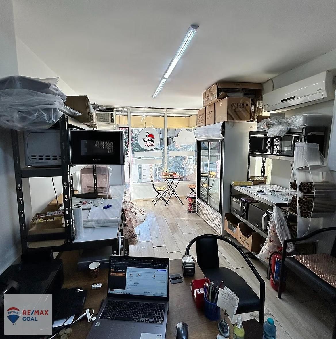 Merdivenköy, Halis Kurtça Kült.merk. Yatırımlık, Satılık Dükkan