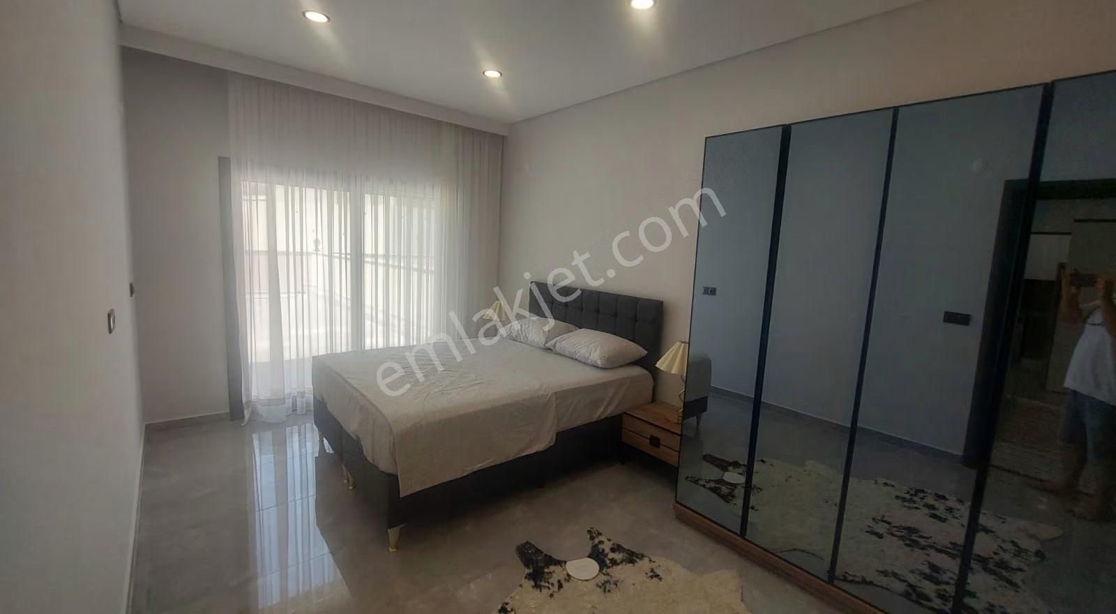 Kuşadası Davutlara Yakın Söke Ağaçlıda Satılık 3+1 Tek Katlı Ev - Görsel 17