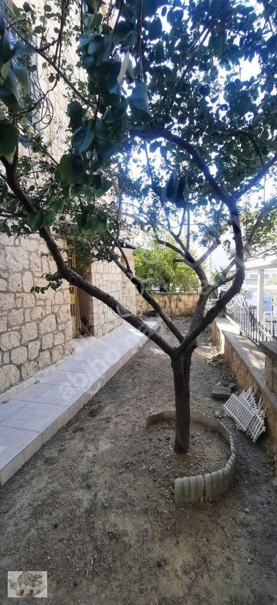 Denize Bır Adım Tek Müstakil Taş Ev - Görsel 17