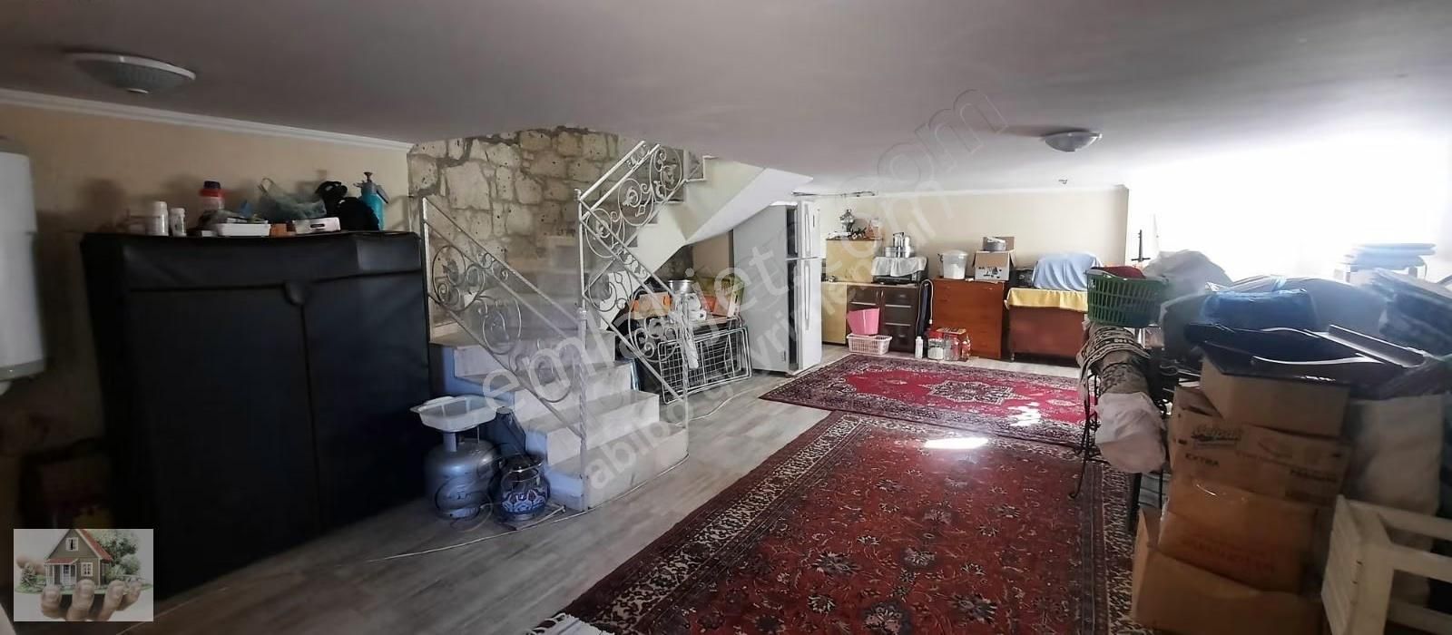 Denize Bır Adım Tek Müstakil Taş Ev - Görsel 21