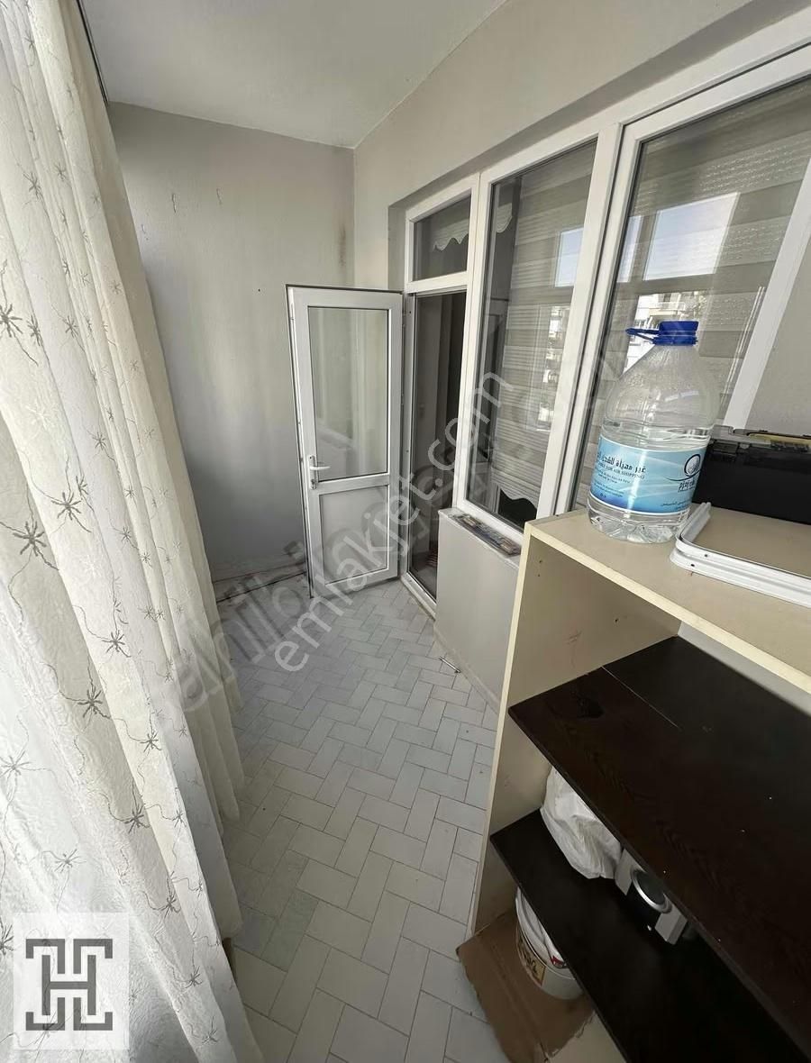 Ertuğruldan Merkezi Konumda 3+1 Geniş Daire - Görsel 24