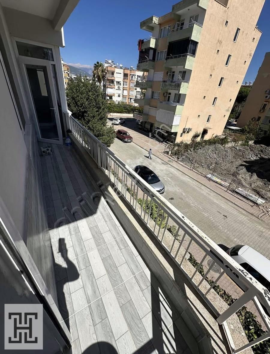 Ertuğruldan Merkezi Konumda 3+1 Geniş Daire - Görsel 2