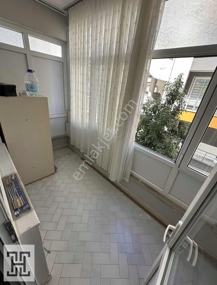 Ertuğruldan Merkezi Konumda 3+1 Geniş Daire - Görsel 16