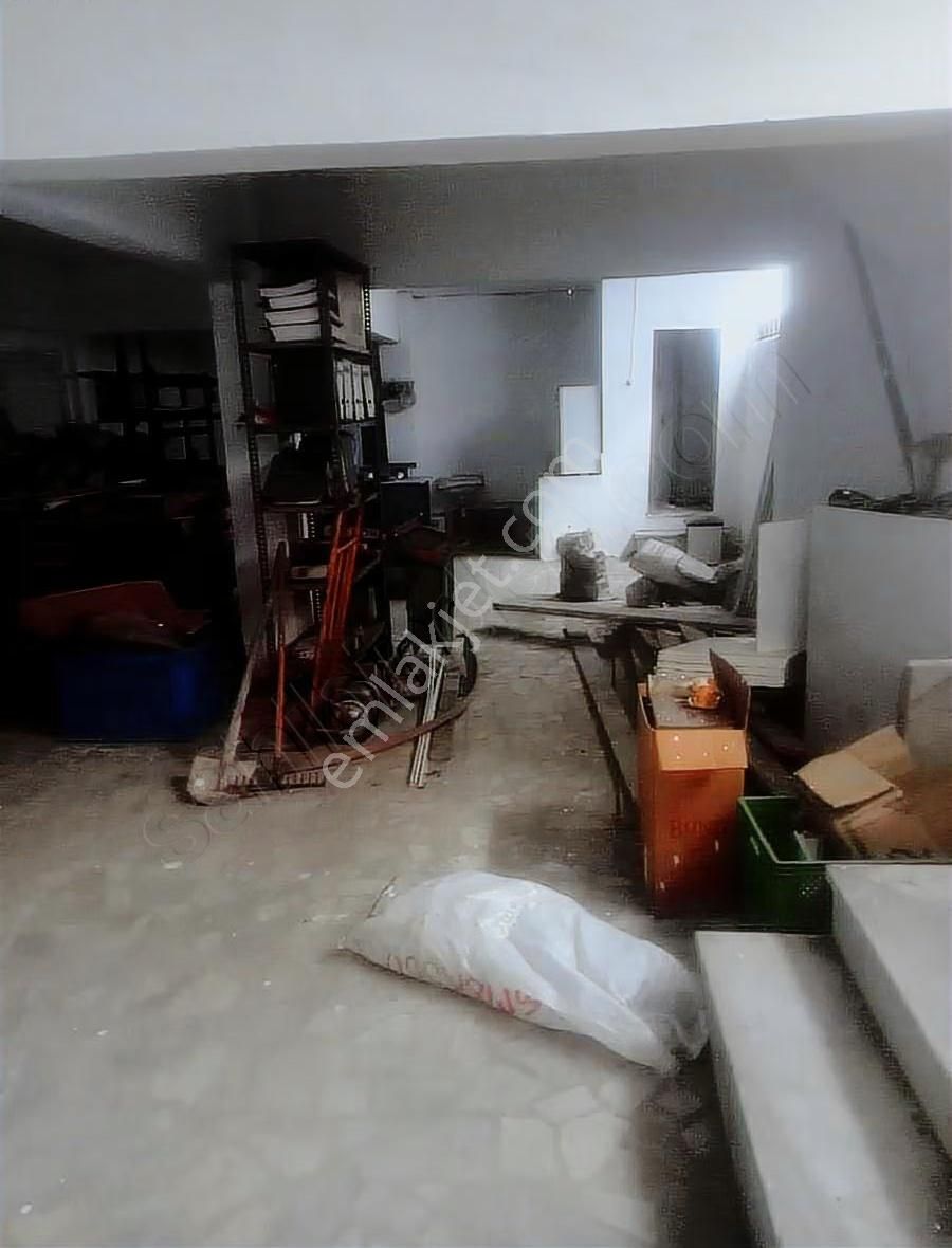 Her İşe Uygun Depolu 200 M2 Dükkan - Görsel 11