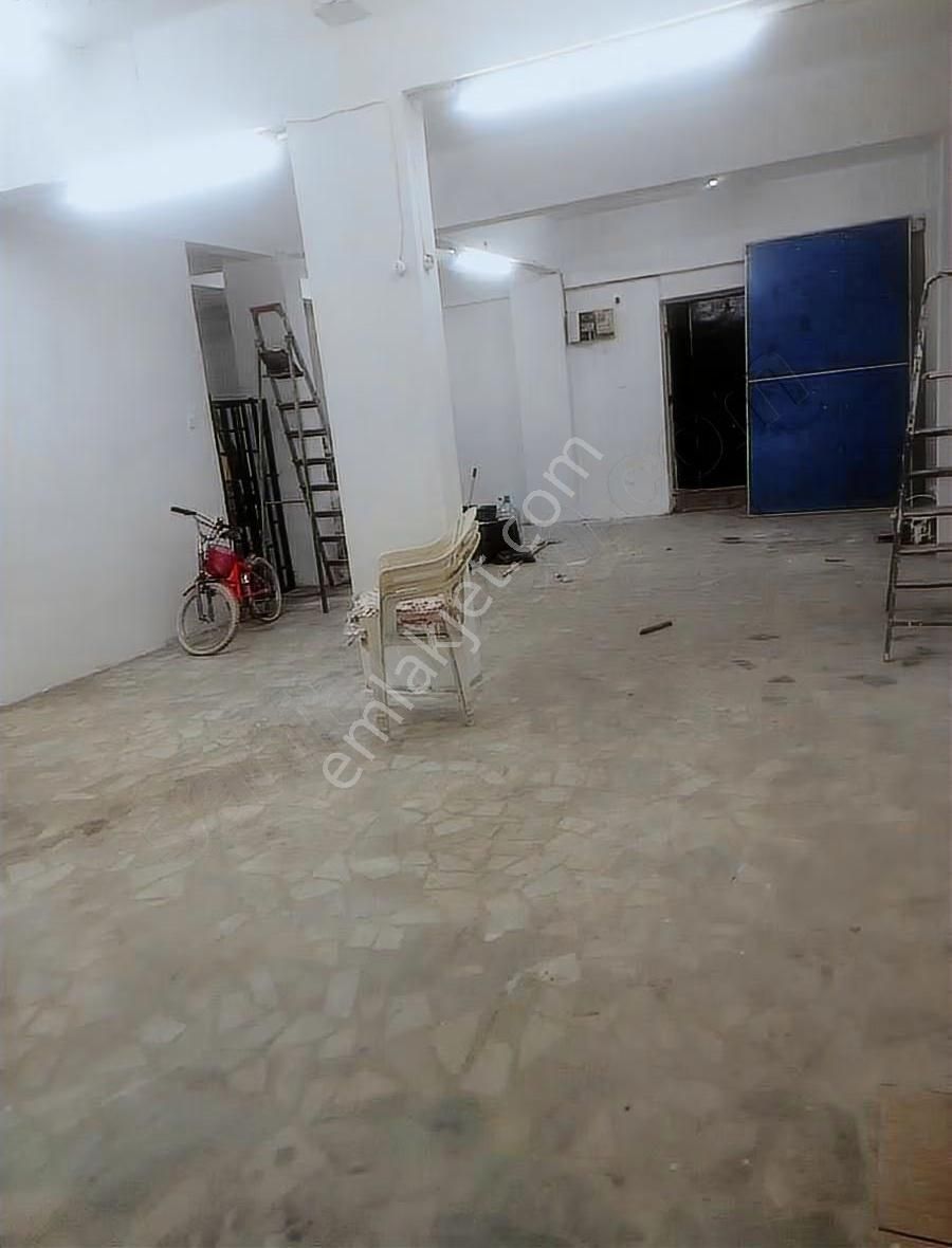 Her İşe Uygun Depolu 200 M2 Dükkan - Görsel 14