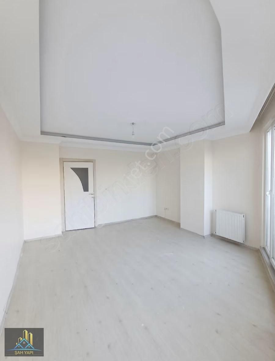 Yşilkent Mahallesinde Kullanışlı Park Manzaralı Daire - Görsel 6