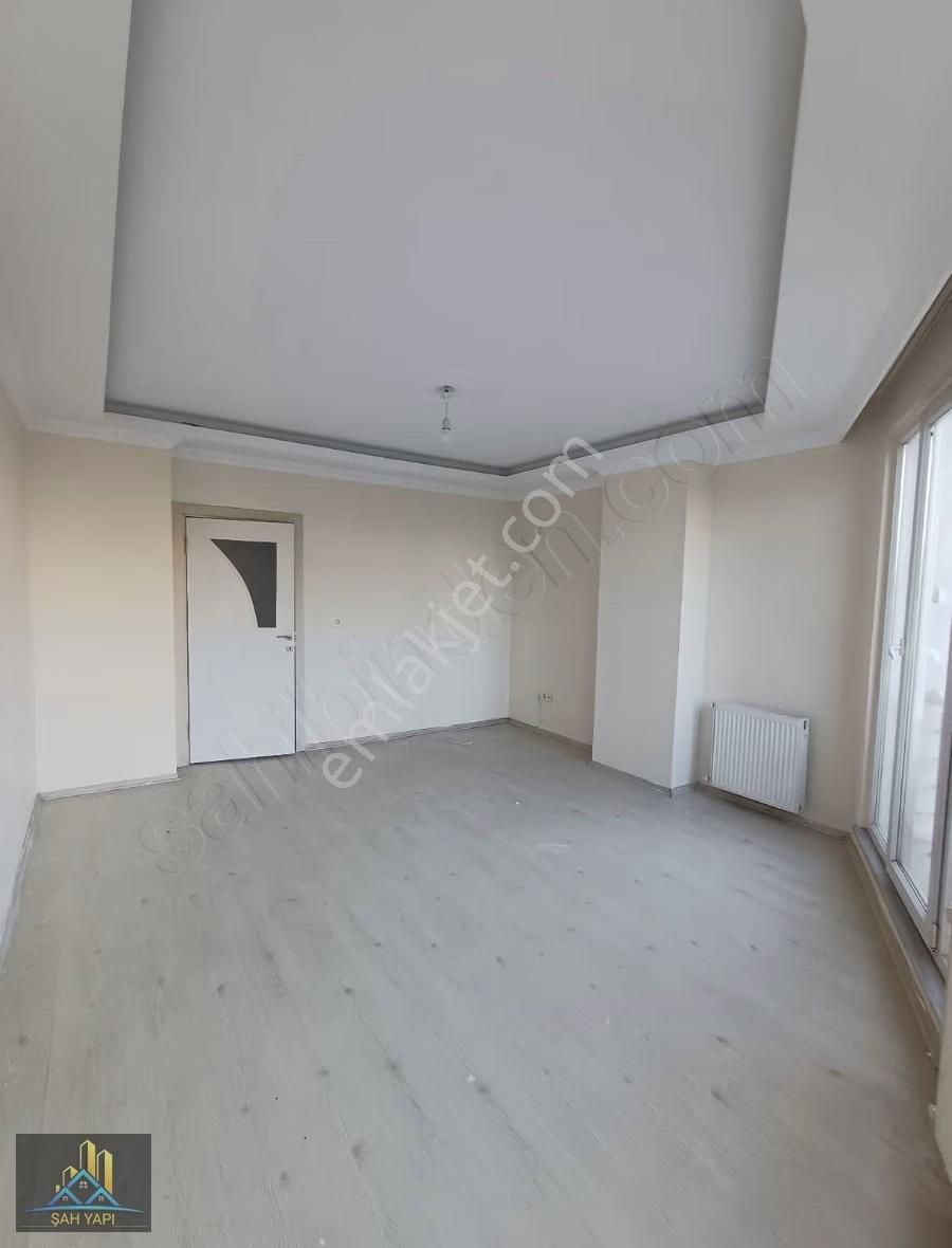 Yşilkent Mahallesinde Kullanışlı Park Manzaralı Daire - Görsel 8