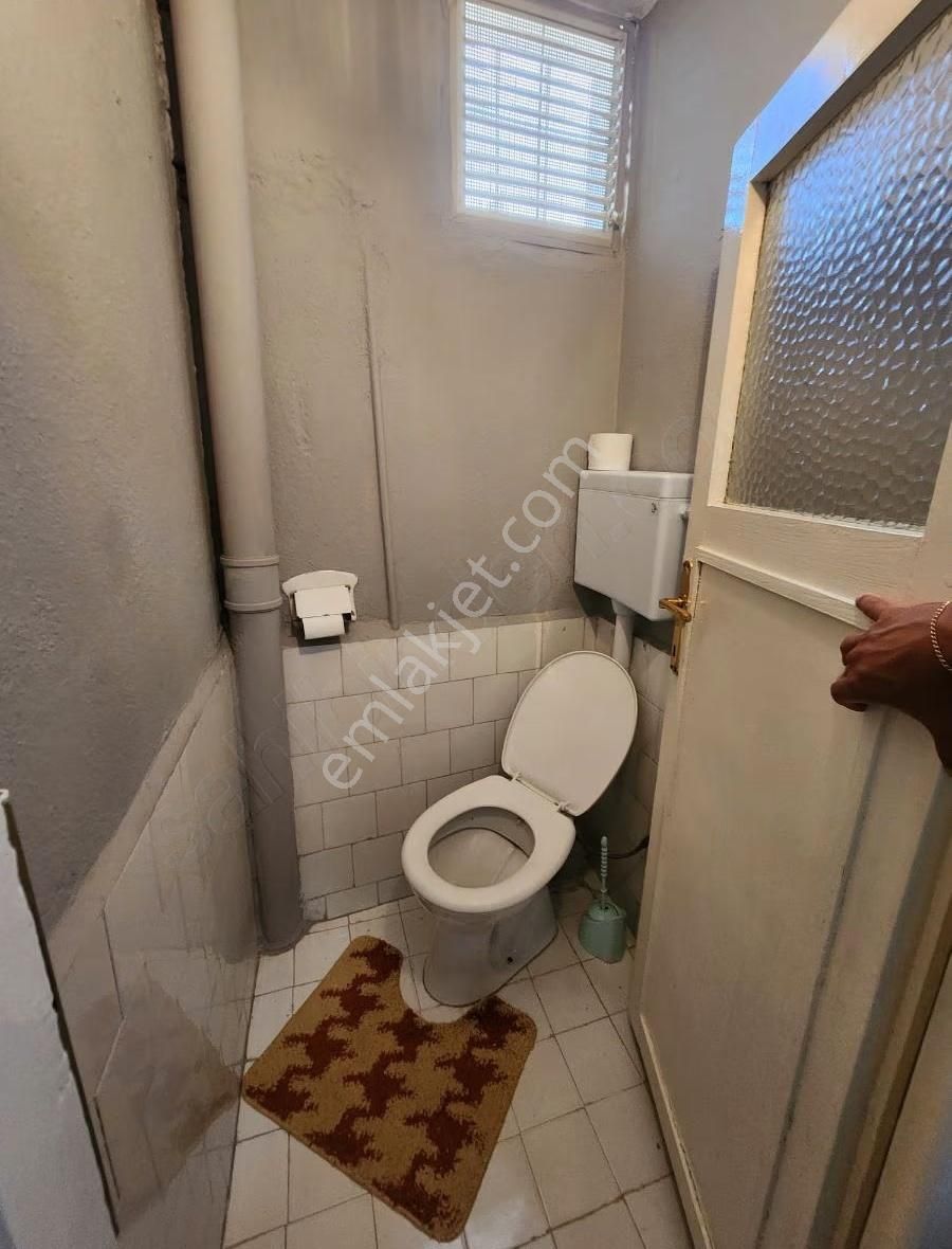 3 Kat + 1 Çatı Katı Komple Satılık Ev - Görsel 9