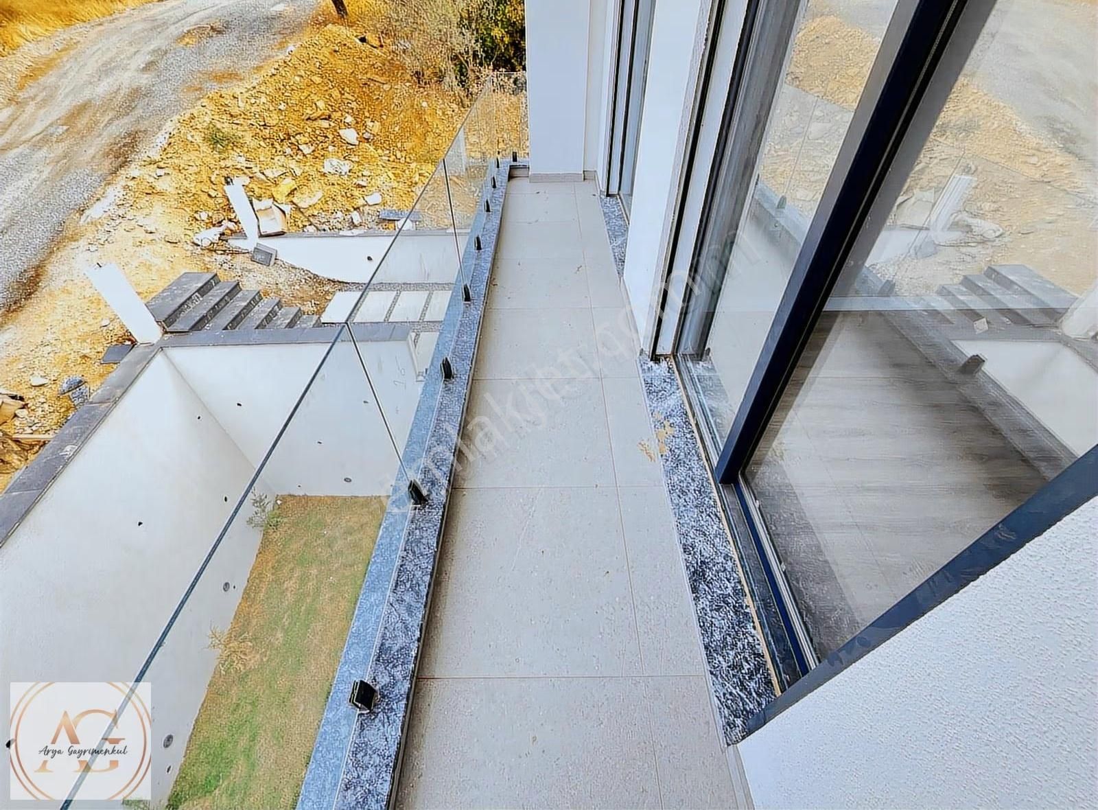 Arya'dan Denize 200 Metre Deniz Manzaralı 2+1 Satılık Daire - Görsel 13