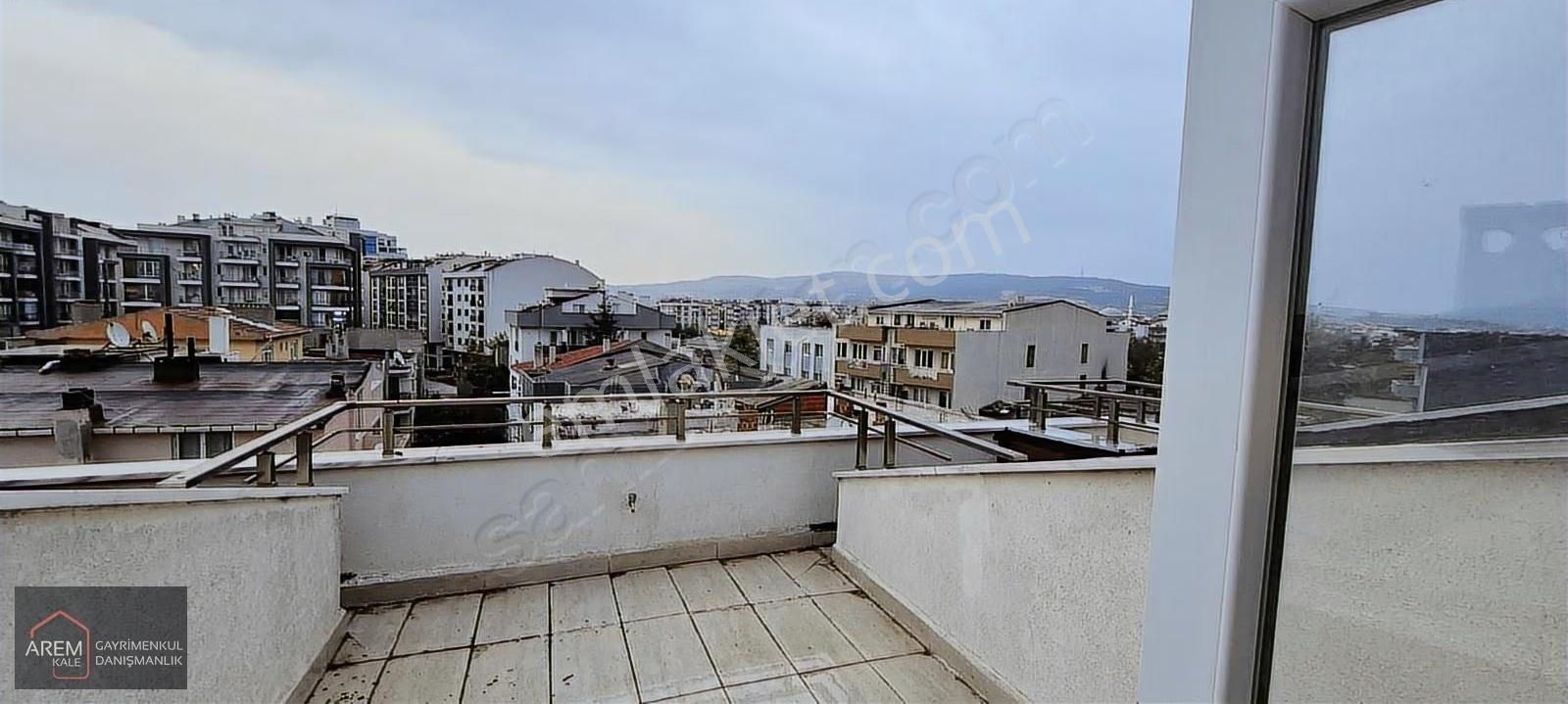 Çanakkale Belediyesine Yakın Satılık 3+1 Dubleks Daire - Görsel 2