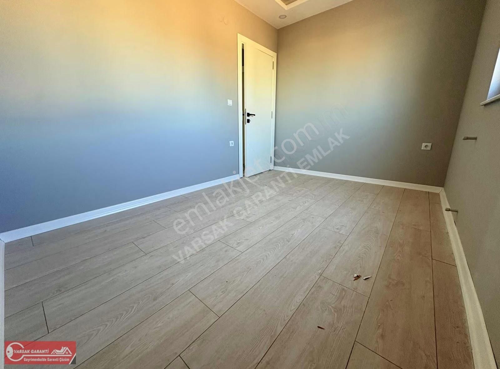 Sıfır Katta İskanlı 2+1 100m2 Asansörlü Kullanışlı Daire - Görsel 31