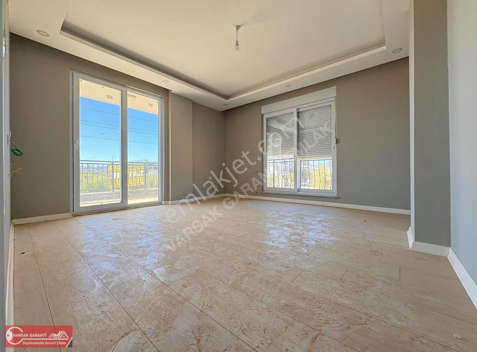 Sıfır Katta İskanlı 2+1 100m2 Asansörlü Kullanışlı Daire - Görsel 10