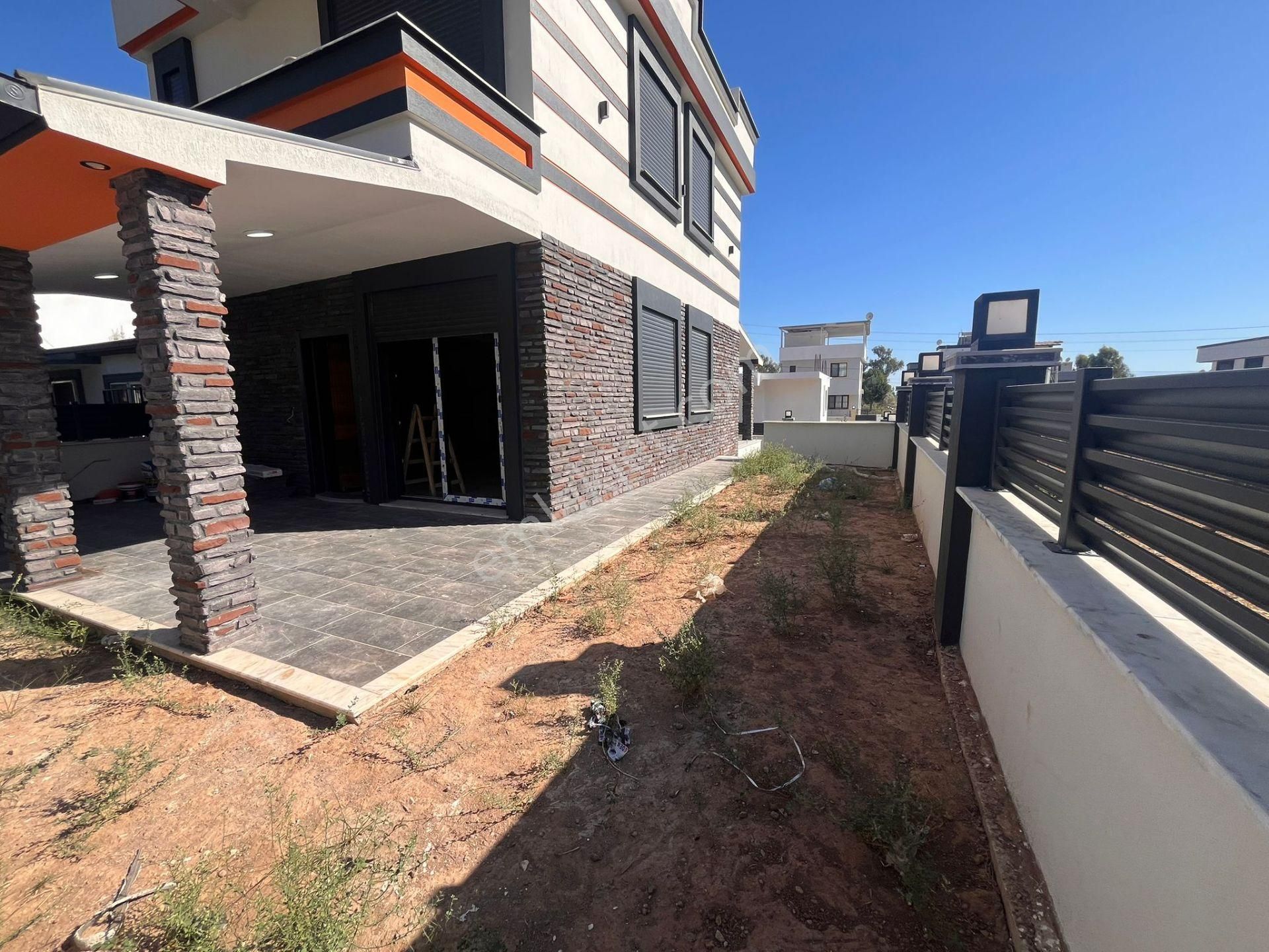 Seferihisar Cumhuriyette Tek Müstakil 3+1 Yazlık - Görsel 9