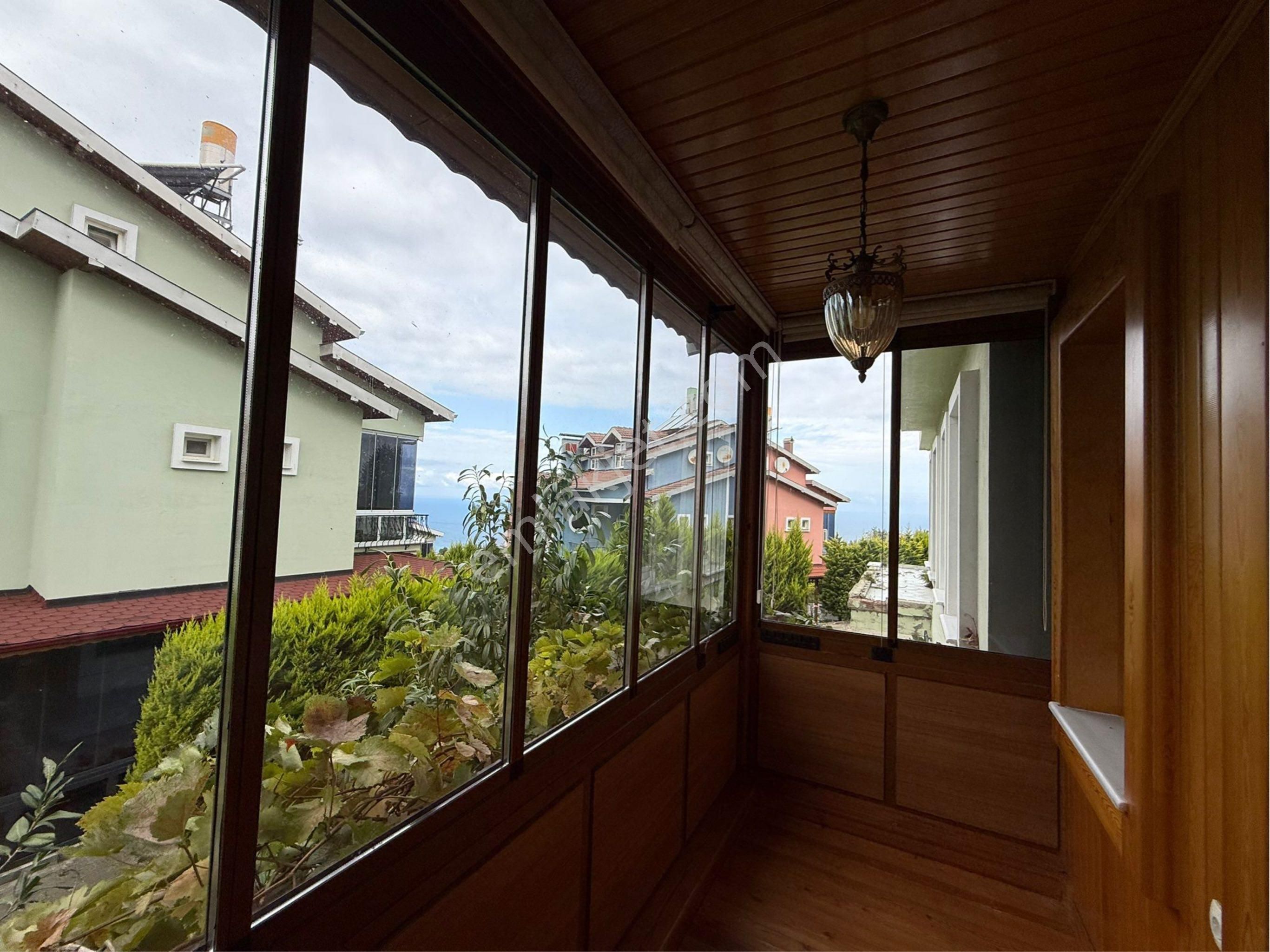 Yıldızlı'da Kiralık 4+1 Tripleks Villa - Görsel 19