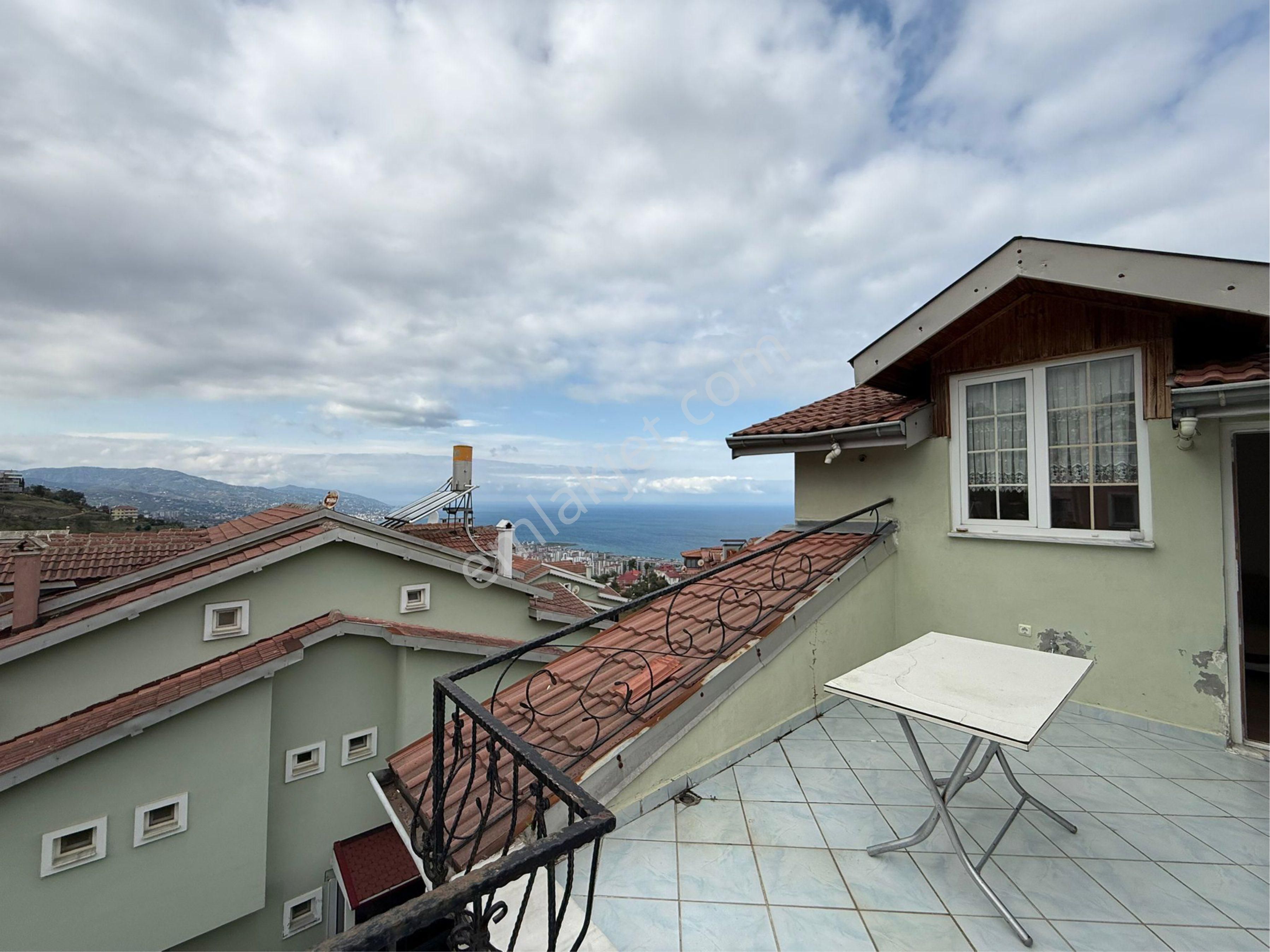 Yıldızlı'da Kiralık 4+1 Tripleks Villa - Görsel 26