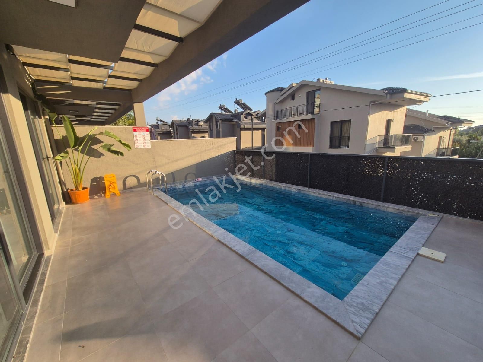 Stop’tan Kargıda Sıfır Havuzlu Eşyalı Villa - Görsel 6