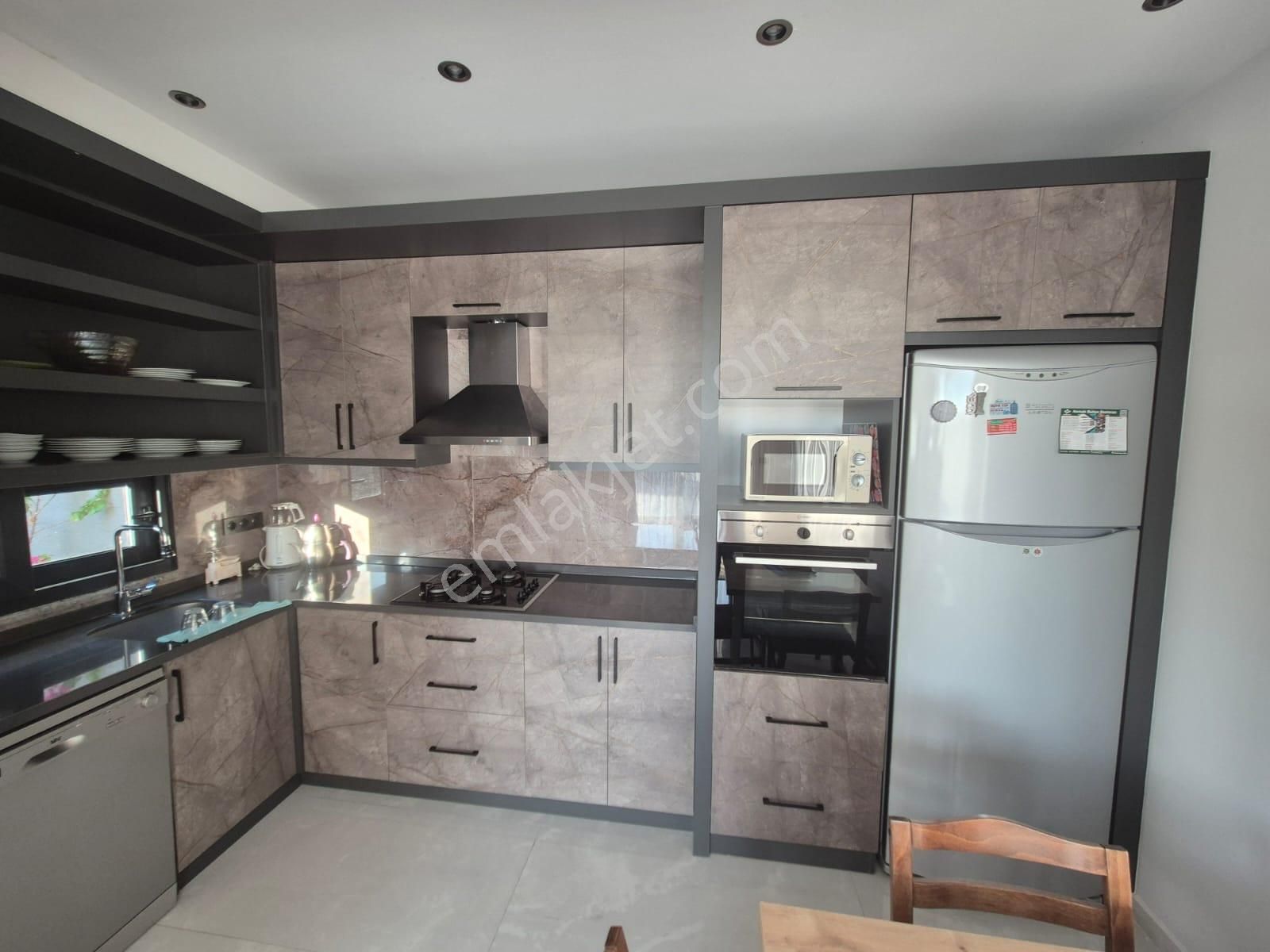 Stop’tan Kargıda Sıfır Havuzlu Eşyalı Villa - Görsel 9