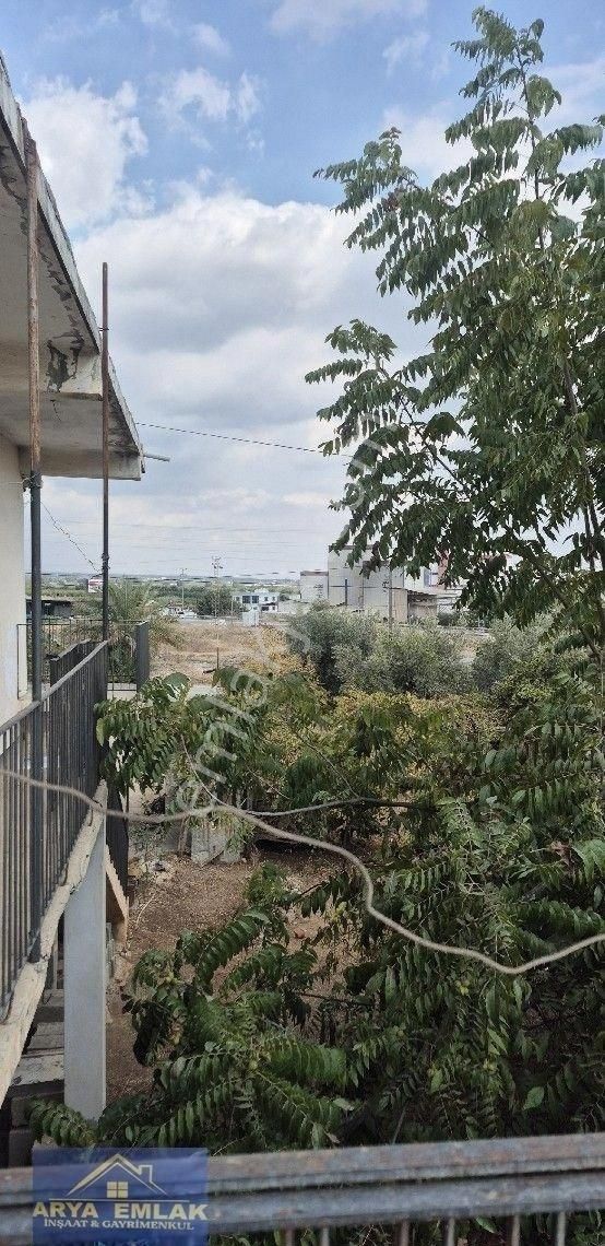 Özbek Köyünde Satılk 2 Katlı Müstakil Ev - Görsel 2