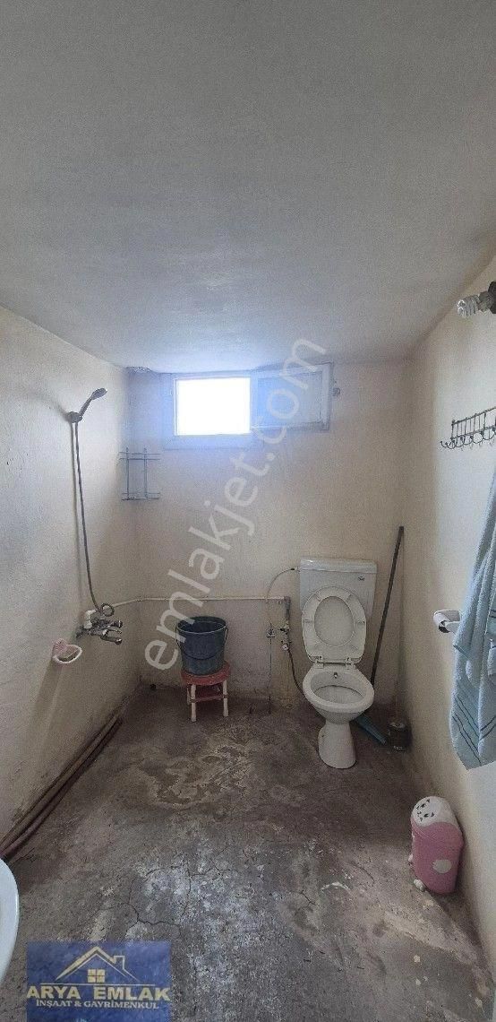 Özbek Köyünde Satılk 2 Katlı Müstakil Ev - Görsel 6