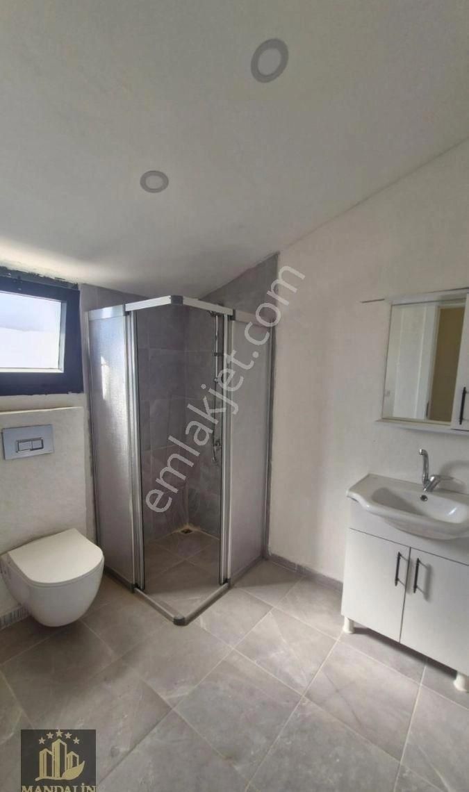 Elvan Özçelik'den Burgaz'da Satılık 3+1 Çatı Dubleksi - Görsel 22