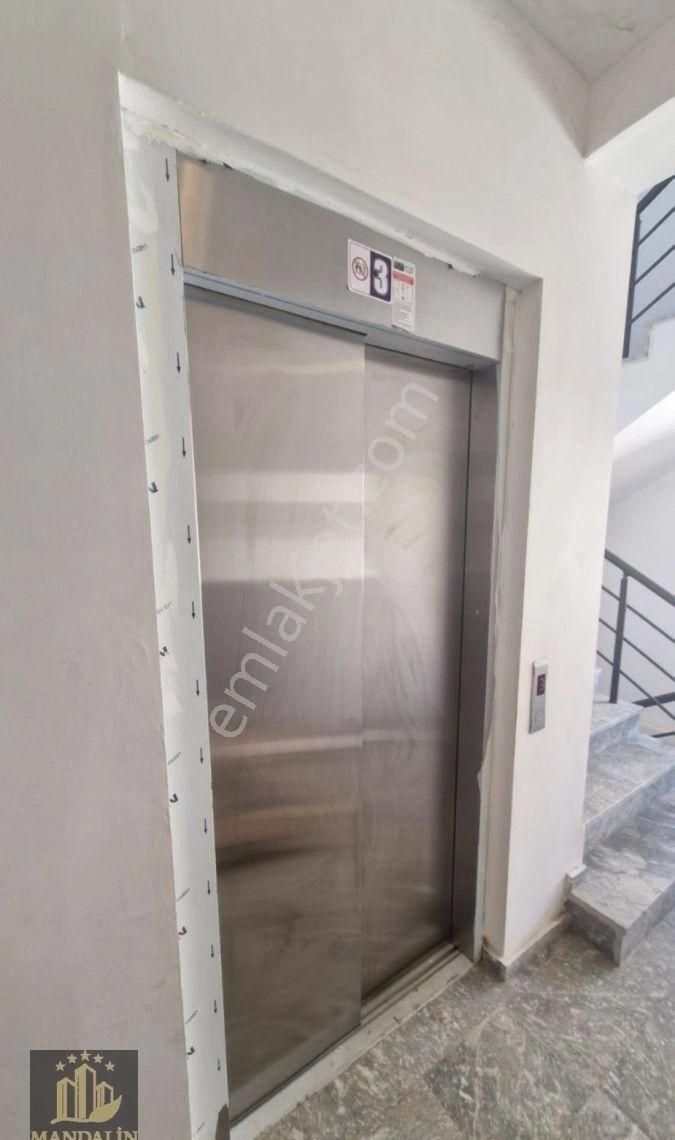 Elvan Özçelik'den Burgaz'da Satılık 3+1 Çatı Dubleksi - Görsel 23