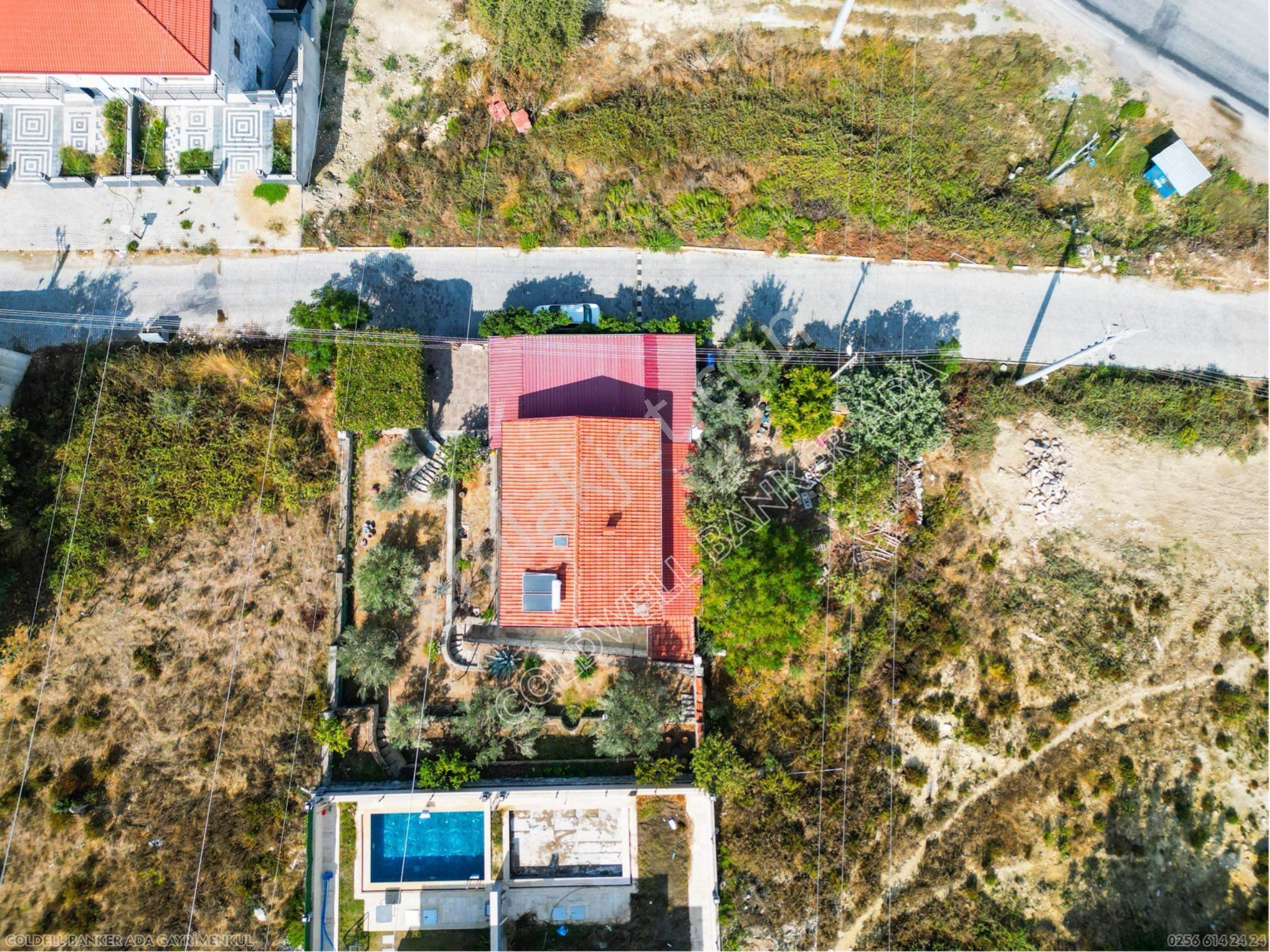 Kuşadası Yaylaköyde Deniz Manzaralı Satılık Müstakil Ev - Görsel 37