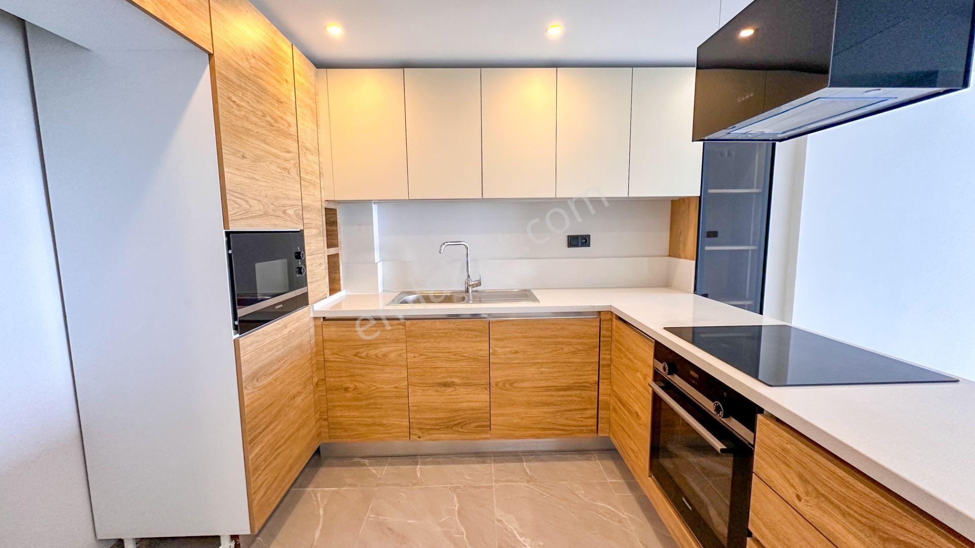 Ayvalık Altınovada Satılık Deniz Manzaralı 2+1 Privatus Oliva Mare - Görsel 17