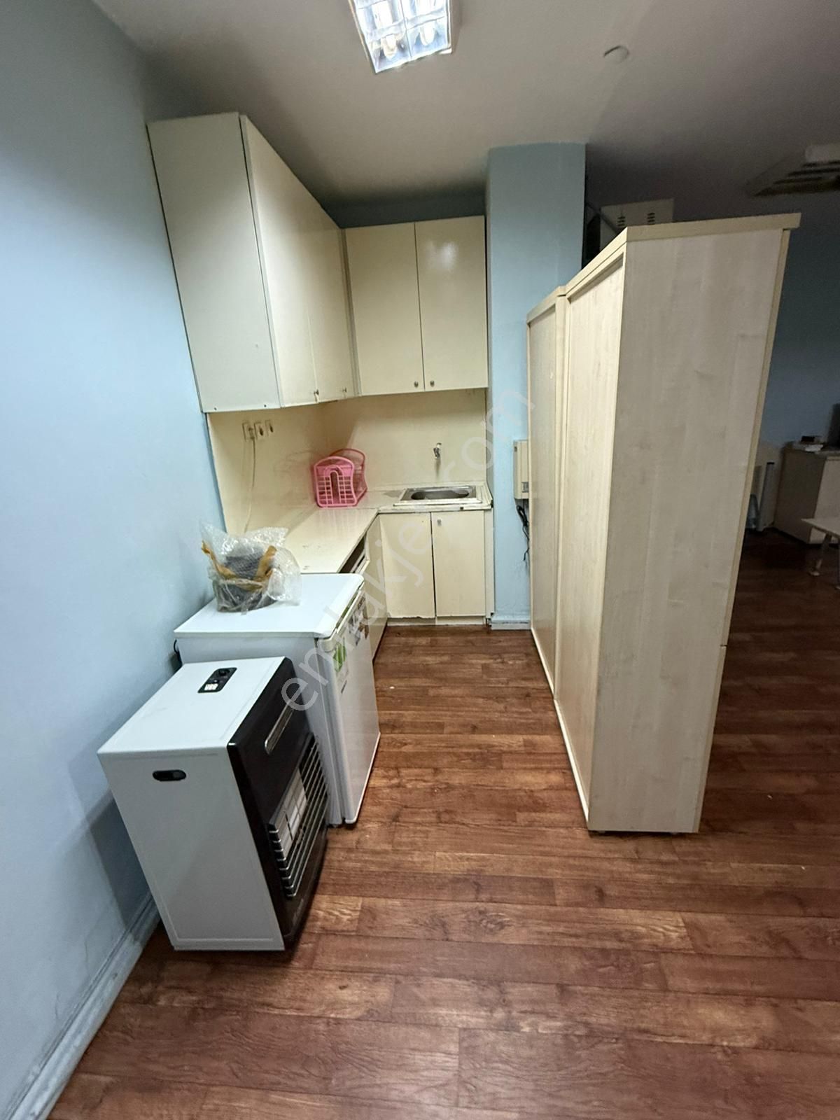 Şirinevler Meydanda Eşyalı 4. Kat 85 M2 Kiralık Ofis - Görsel 10