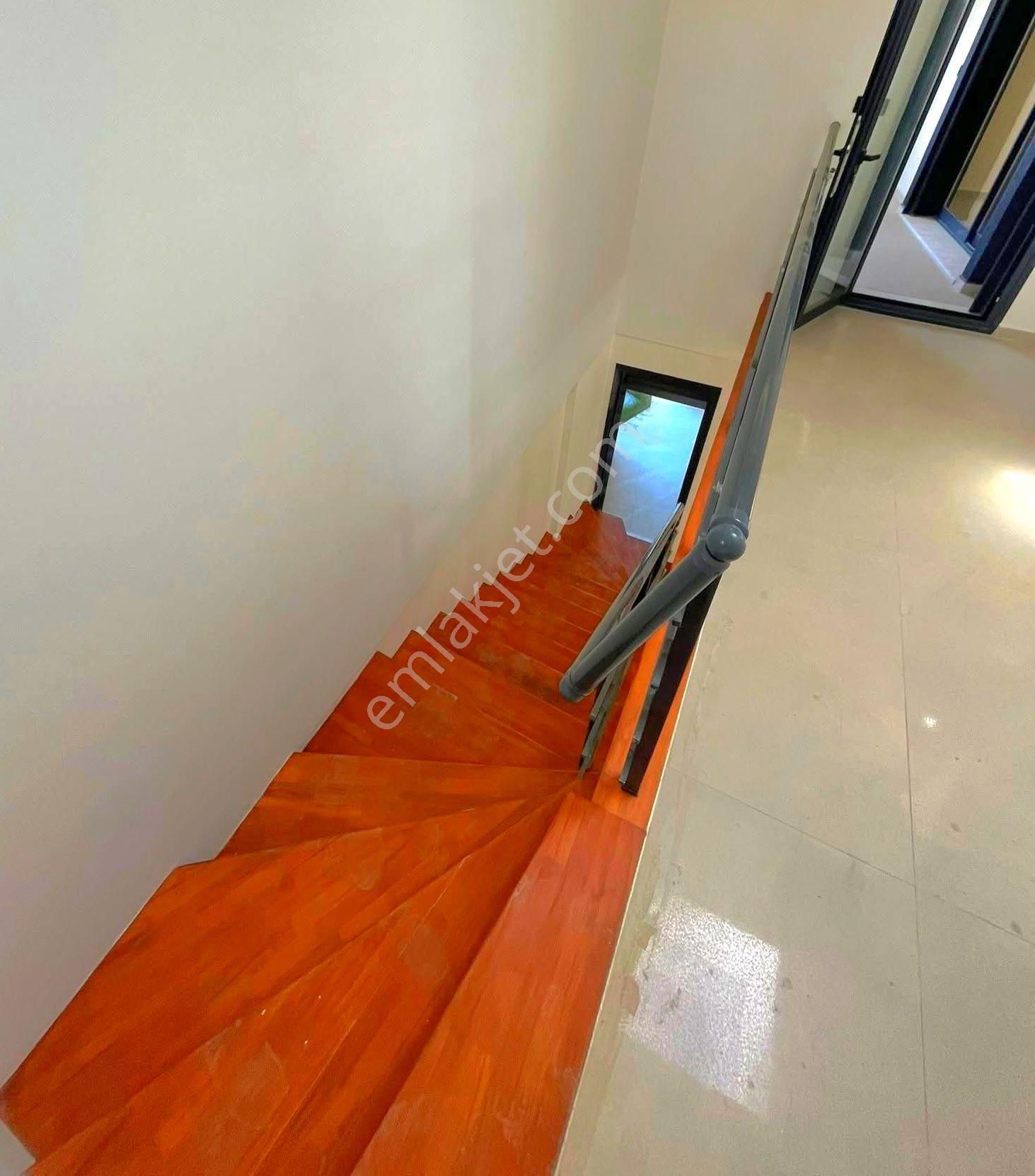 Davutlarda Havuzlu Sitede 4+1 Yazlık - Görsel 16