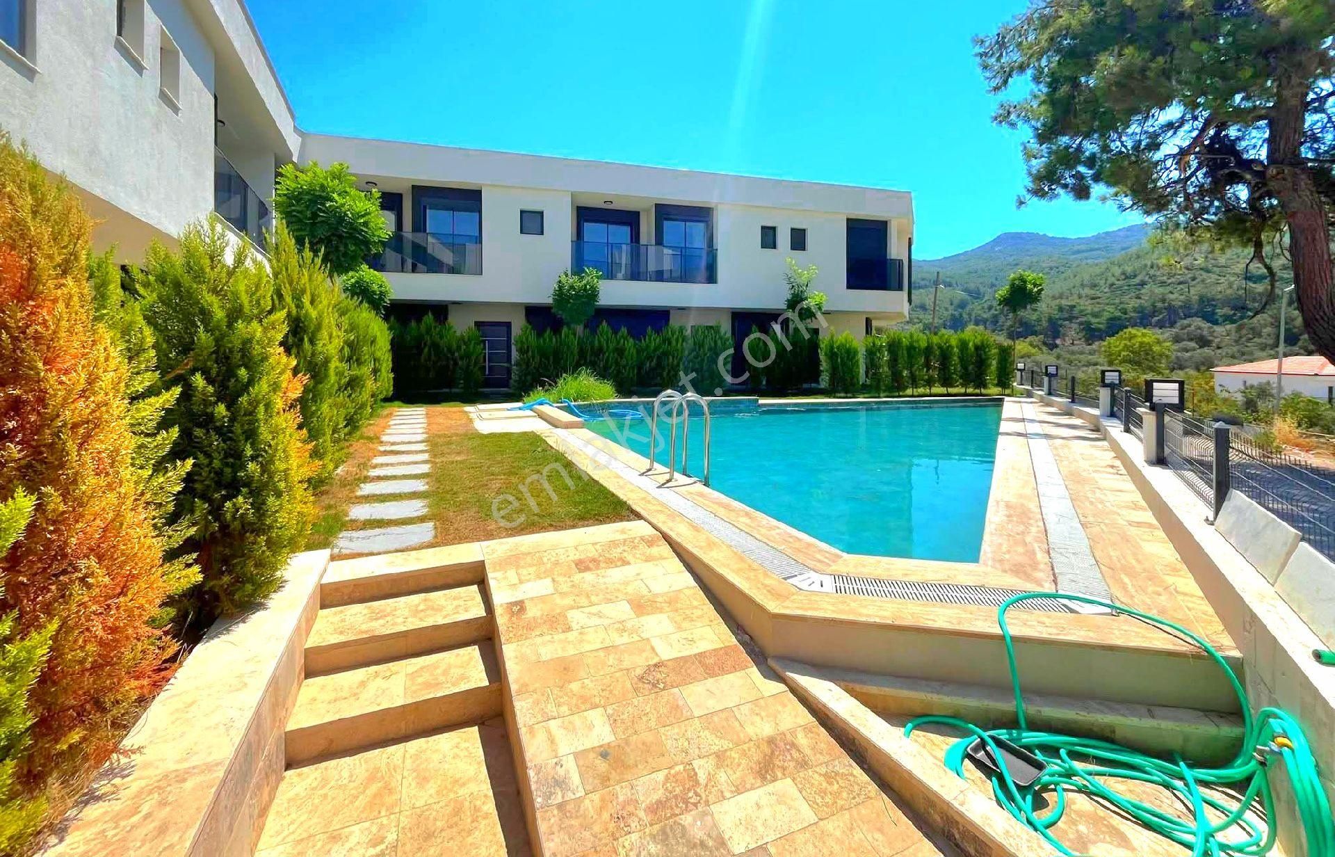 Davutlarda Havuzlu Sitede 4+1 Yazlık - Görsel 29