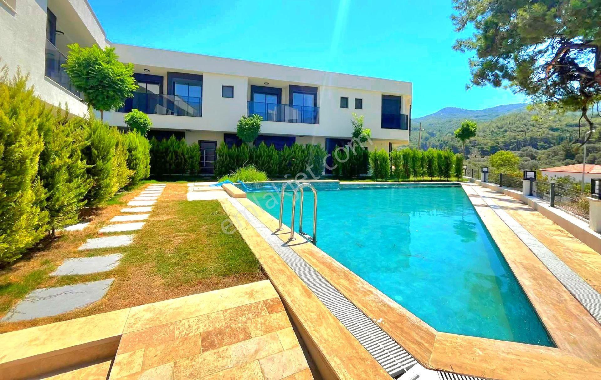 Davutlarda Havuzlu Sitede 4+1 Yazlık - Görsel 3