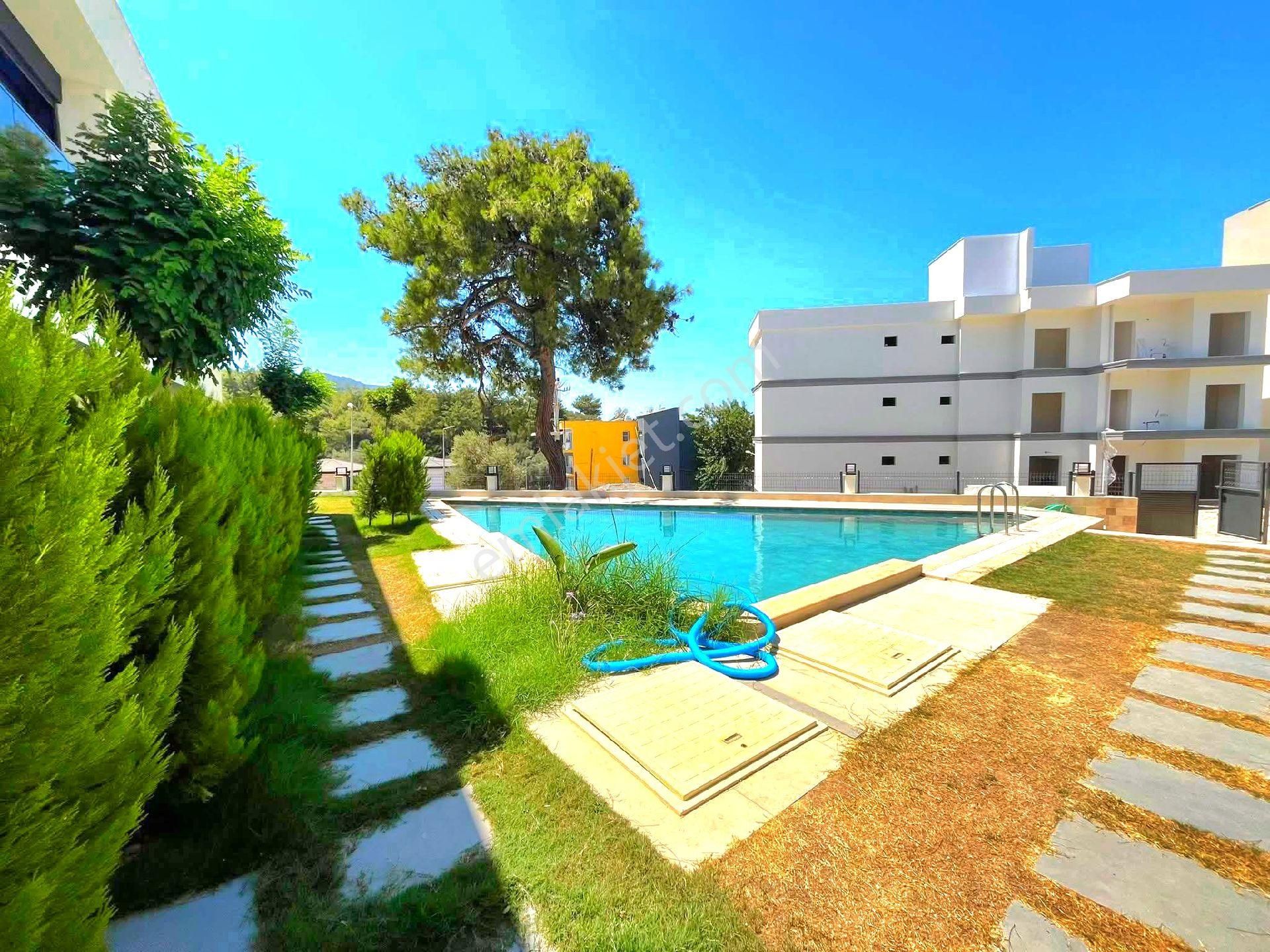 Davutlarda Havuzlu Sitede 4+1 Yazlık - Görsel 31