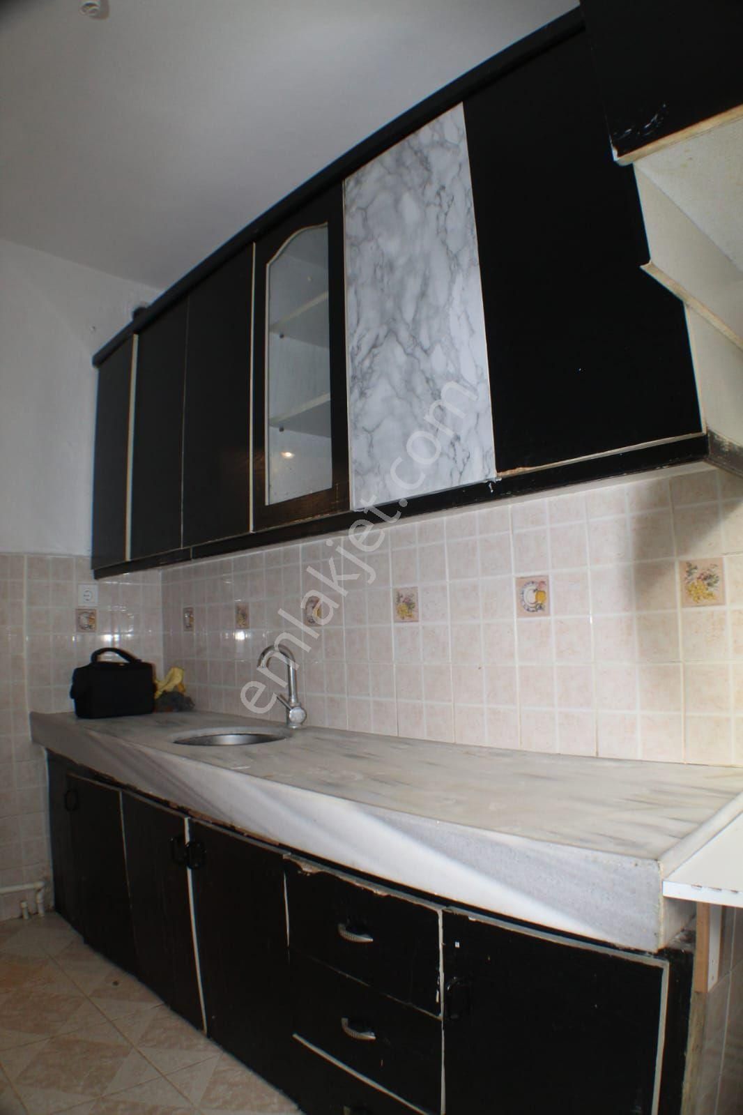 Bursa Osmangazi Etibank Mahallesinde 2+1 Giriş Kat 75 M2 Kombili Daire Kiralık - Görsel 14