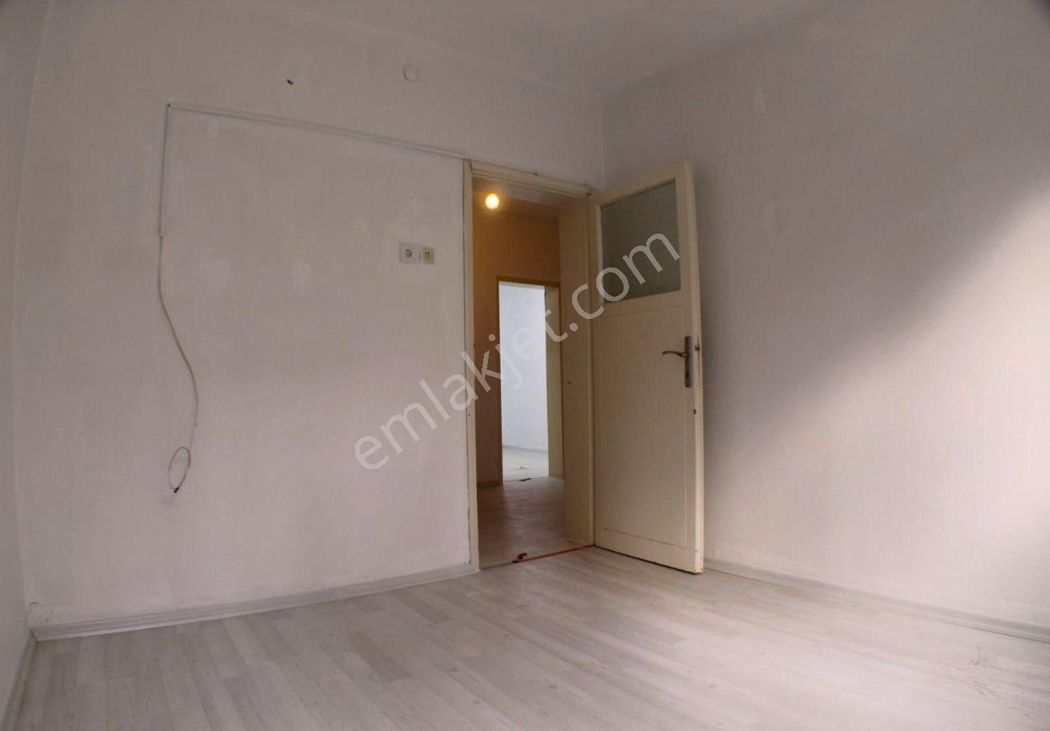 Bursa Osmangazi Etibank Mahallesinde 2+1 Giriş Kat 75 M2 Kombili Daire Kiralık - Görsel 12