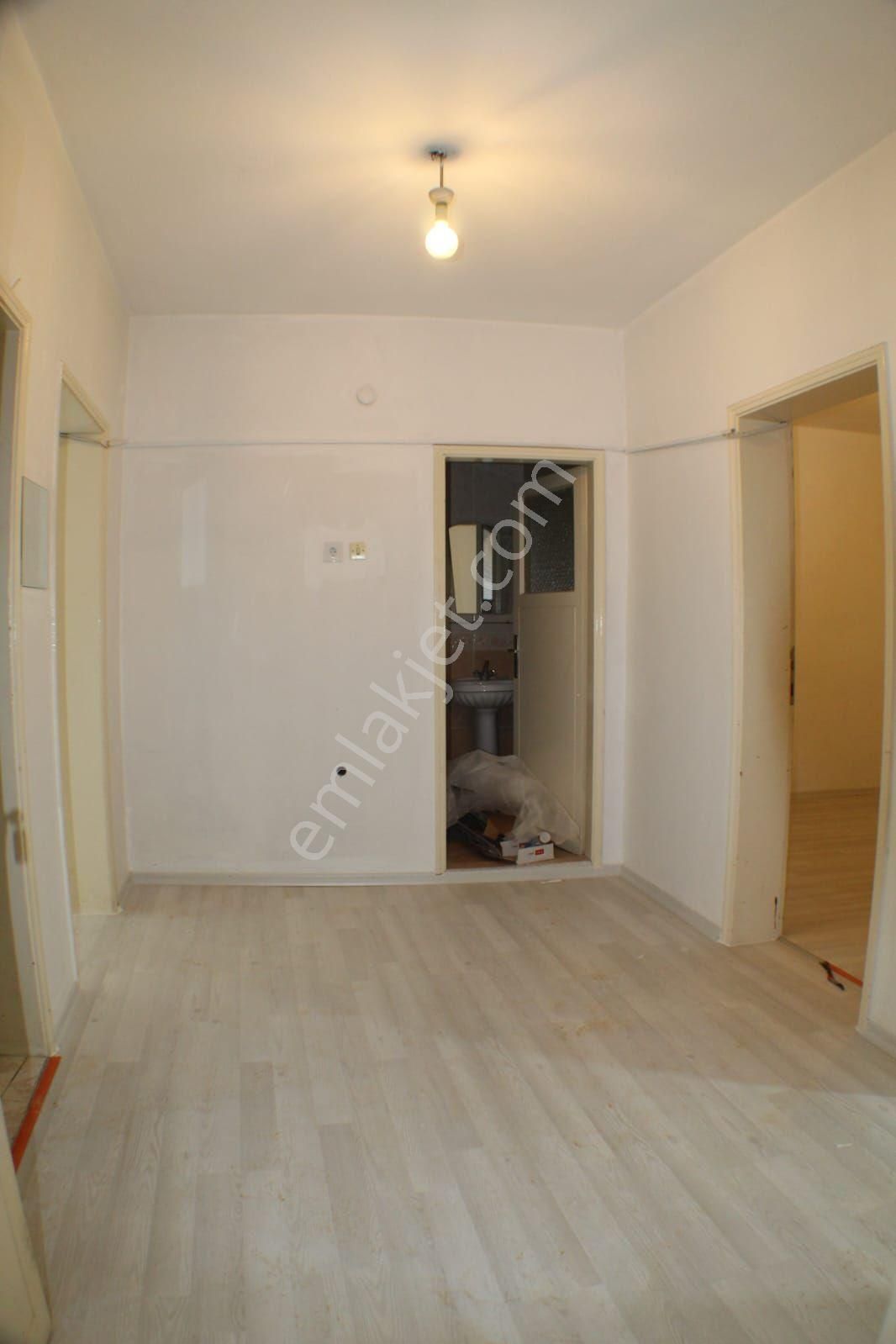 Bursa Osmangazi Etibank Mahallesinde 2+1 Giriş Kat 75 M2 Kombili Daire Kiralık - Görsel 5