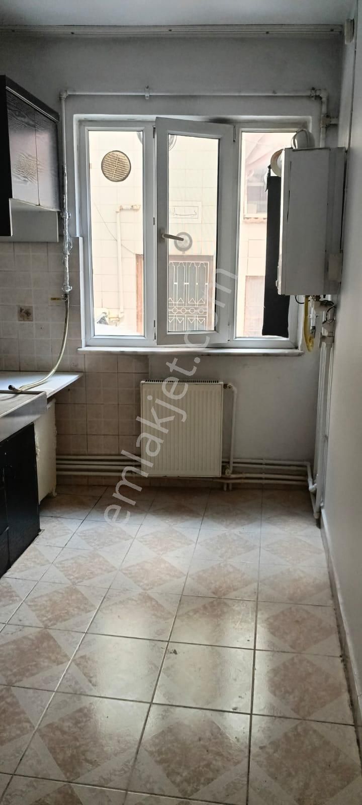 Bursa Osmangazi Etibank Mahallesinde 2+1 Giriş Kat 75 M2 Kombili Daire Kiralık - Görsel 4