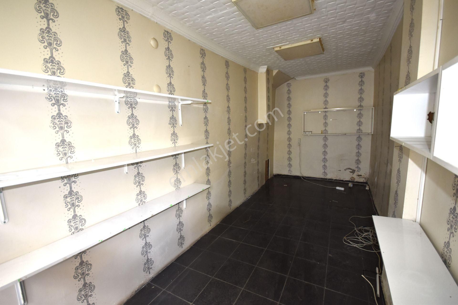 Nest Emlak'tan Yeşilova Mh Cadde Üzeri 15m2 Düz Ayak Dükkan - Görsel 4