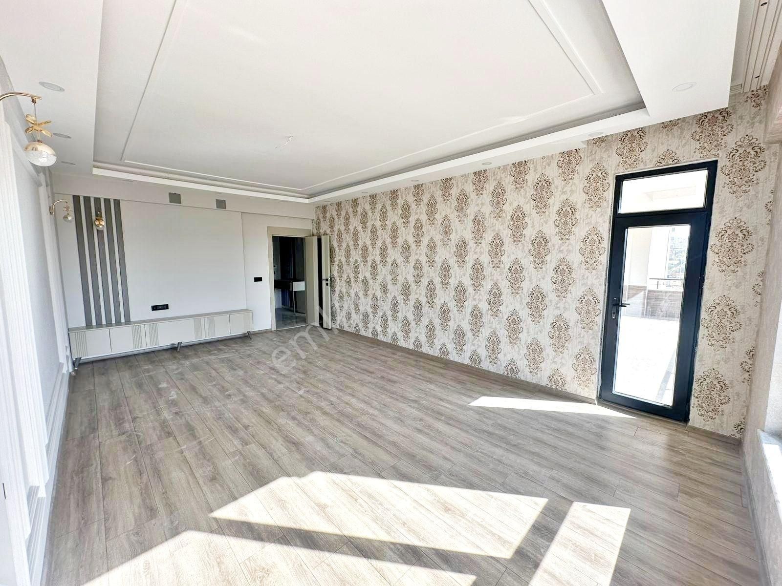 Göktürk Beylerbeyinde Giyinme Odalı Geniş Balkonlu Sıfır Lüx 3+1 - Görsel 8