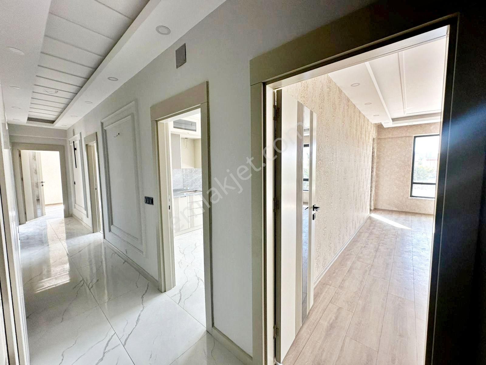 Göktürk Beylerbeyinde Giyinme Odalı Geniş Balkonlu Sıfır Lüx 3+1 - Görsel 23