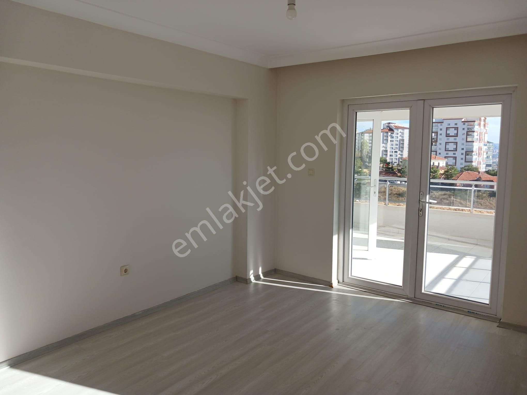 Yenimahalle Avcılar'da Manzaralı Geniş 3+1 Kiralık - Görsel 9