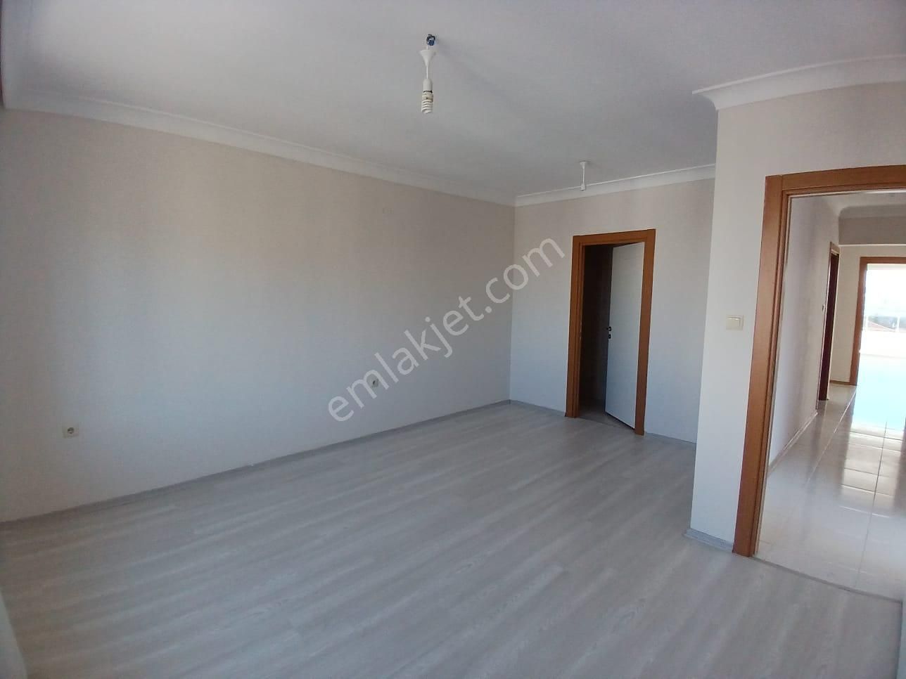 Yenimahalle Avcılar'da Manzaralı Geniş 3+1 Kiralık - Görsel 12