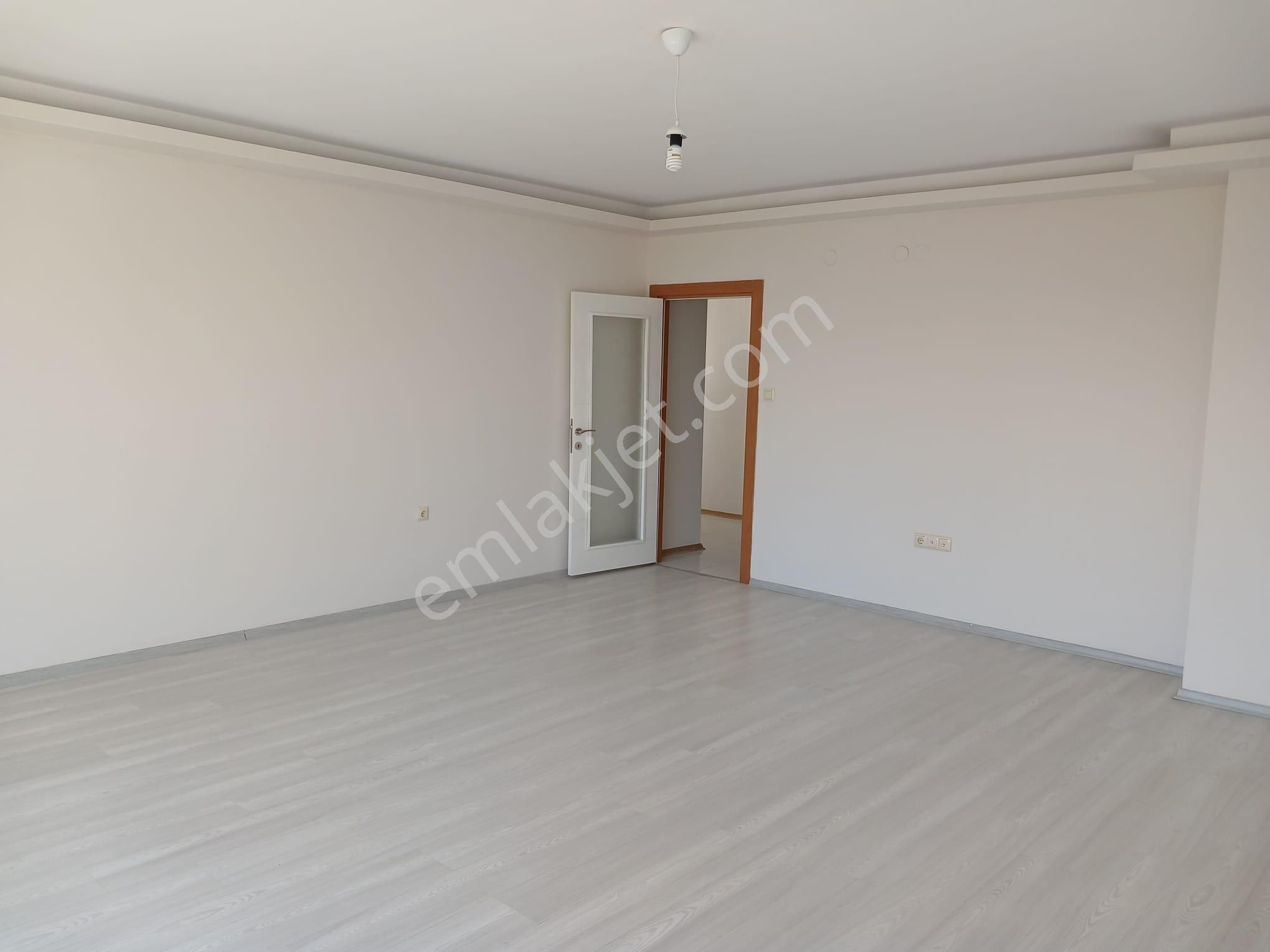 Yenimahalle Avcılar'da Manzaralı Geniş 3+1 Kiralık - Görsel 5