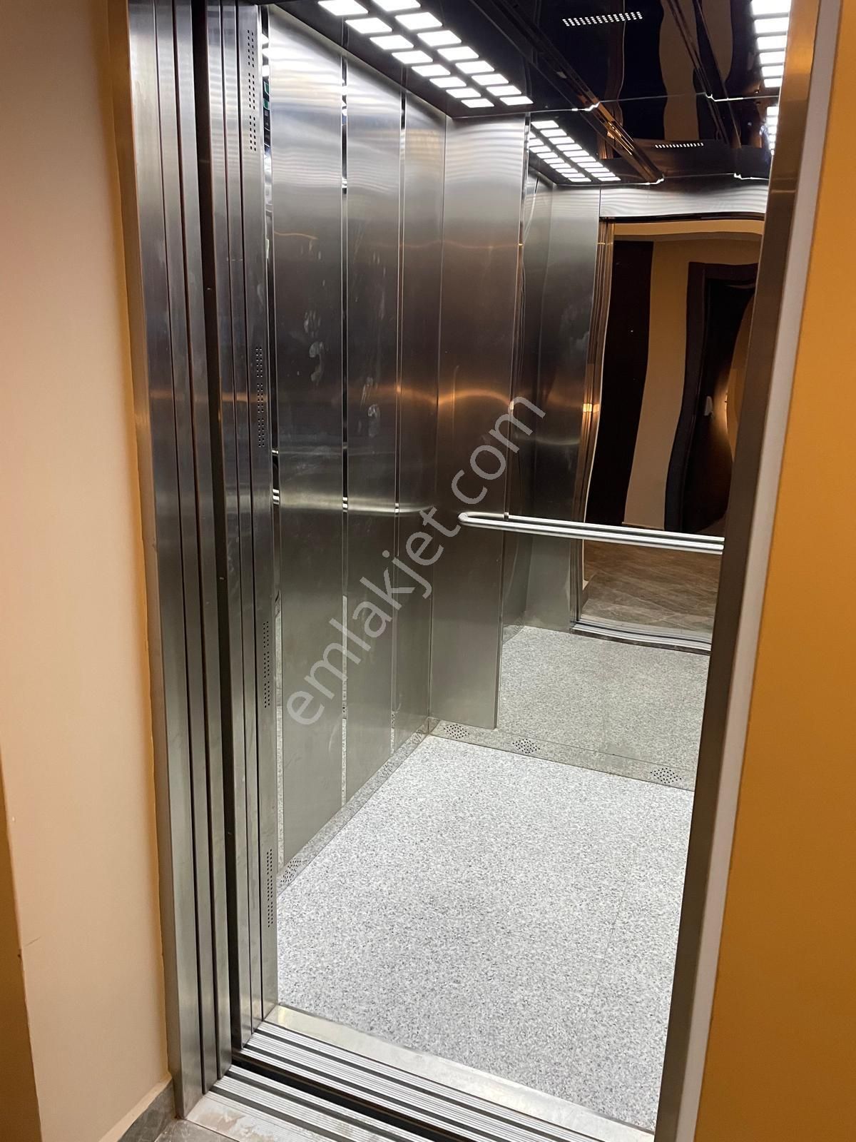 Turyap Çeşme Ilıca Rezidans'ta Kiralık 1+1 Eşyalı Daire - Görsel 8