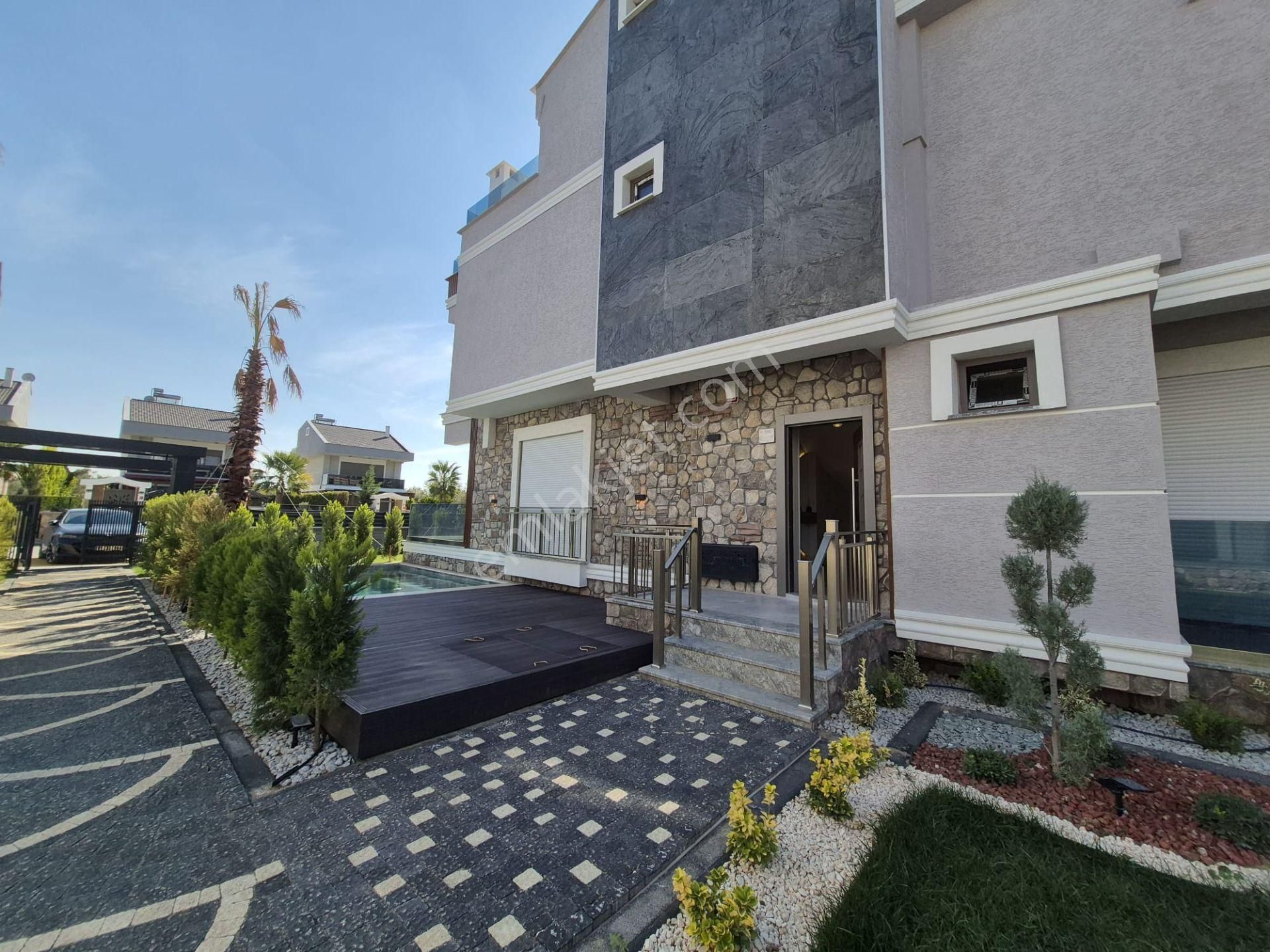 Sabri Pınarbaşı'dan Güre'de Satılık Müstakil Havuzlu Sıfır Villa - Görsel 33