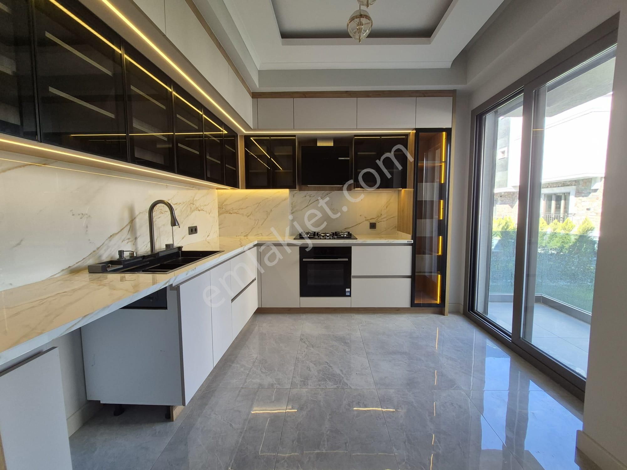 Sabri Pınarbaşı'dan Güre'de Satılık Müstakil Havuzlu Sıfır Villa - Görsel 9