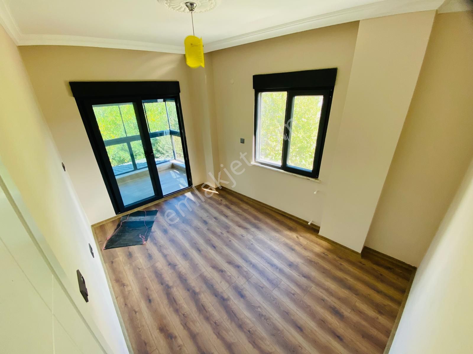 Akçay Da 4+1 Müstakil Kendine Ait Bahçe Alanlı Satılık Sıfır Tripleks Villa - Görsel 21