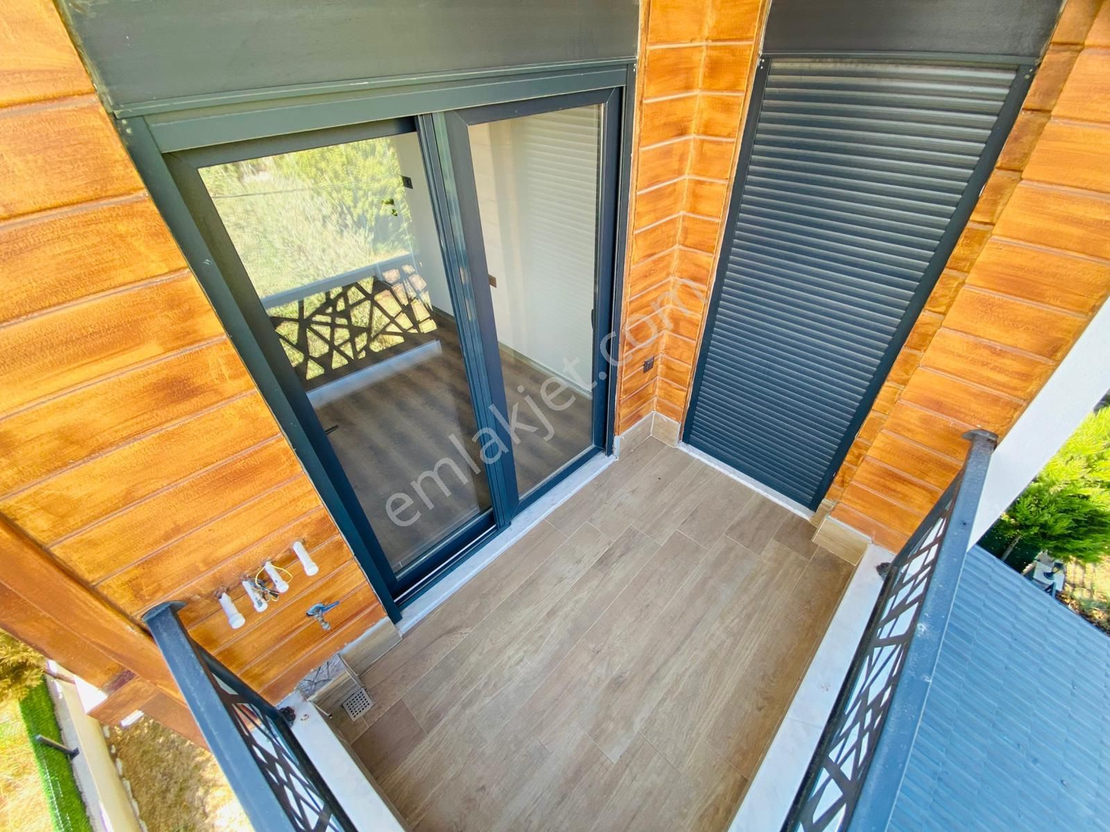 Akçay Da 4+1 Müstakil Kendine Ait Bahçe Alanlı Satılık Sıfır Tripleks Villa - Görsel 31