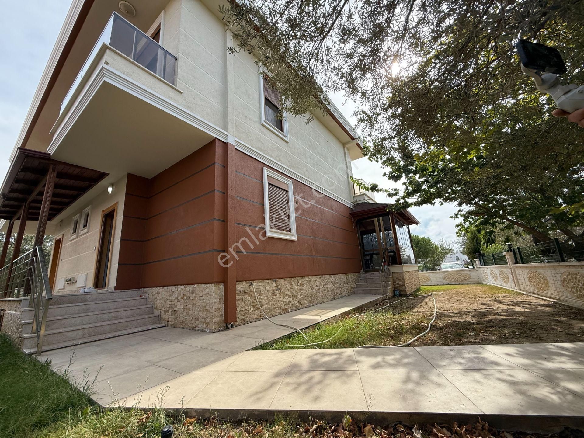 Güre'de Denize 100 Metre 4 Adet 3+1 Lüks Villa Satışta - Görsel 31