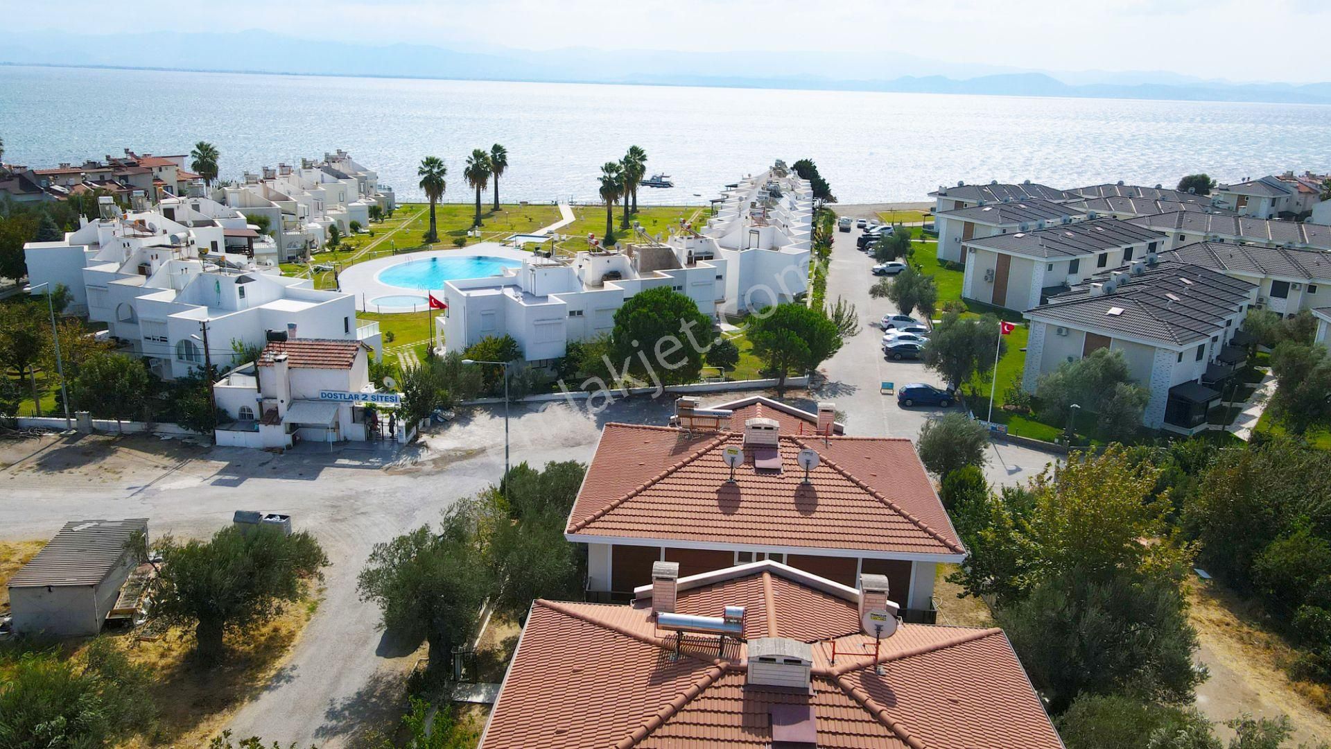 Güre'de Denize 100 Metre 4 Adet 3+1 Lüks Villa Satışta